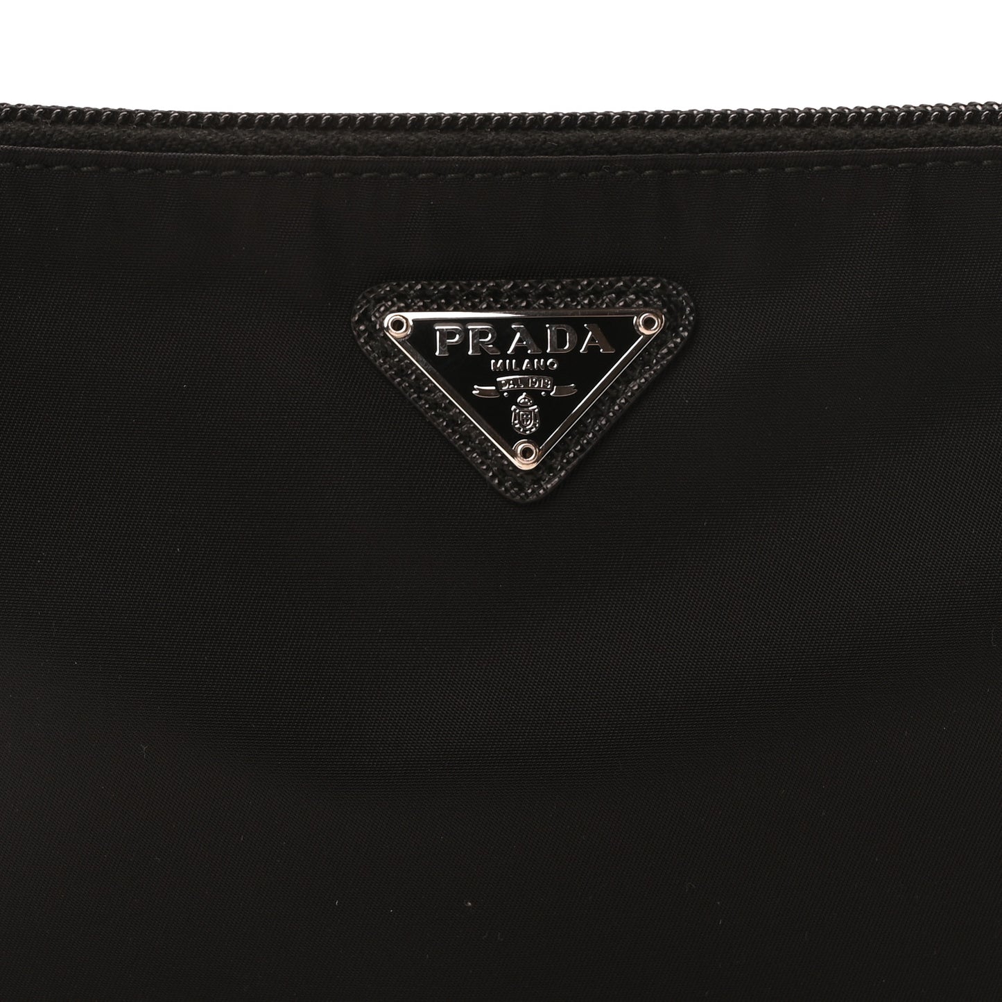 Re-Nylon Vela Pouch Black