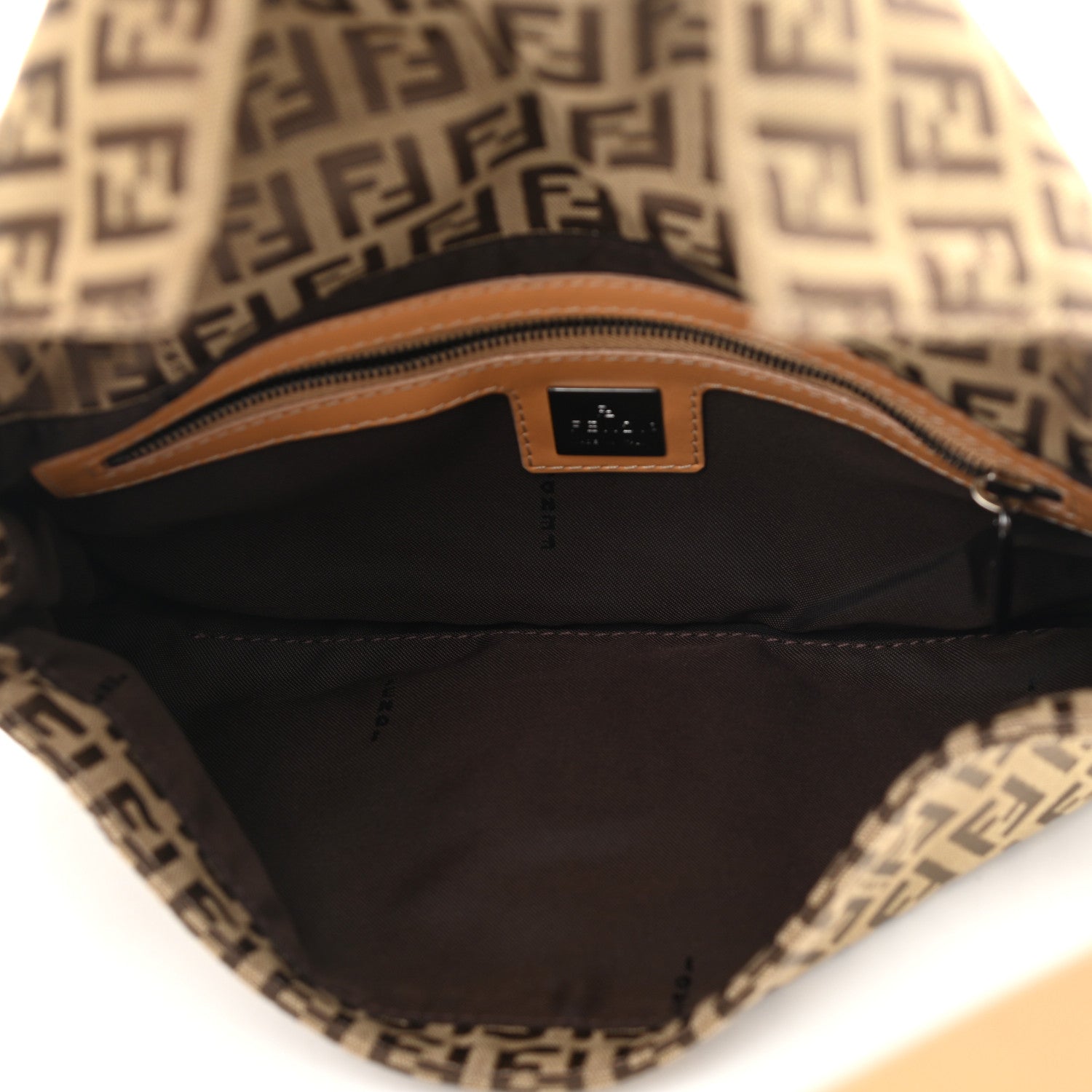 Fendi Zucchino Baguette Beige 5 of 11