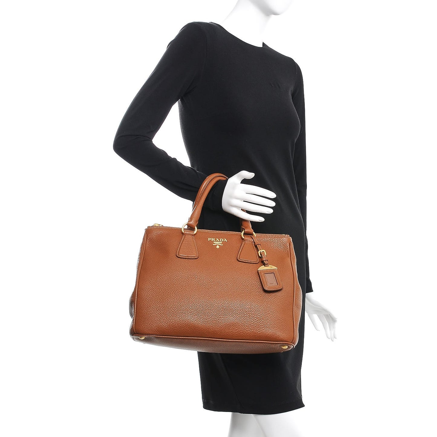 Vitello Daino Large Double Zip Tote Brandy