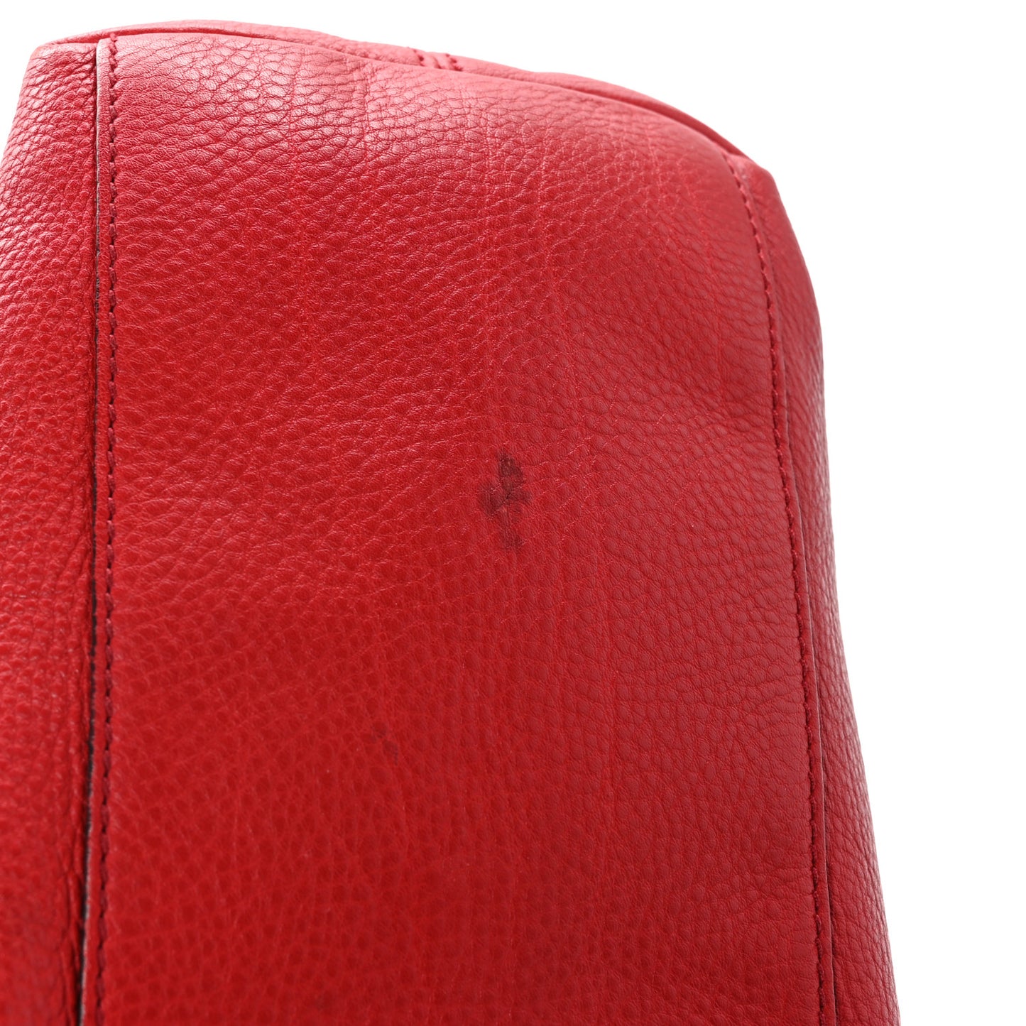 Pebbled Calfskin Medium Soho Chain Shoulder Bag Tabasco Red