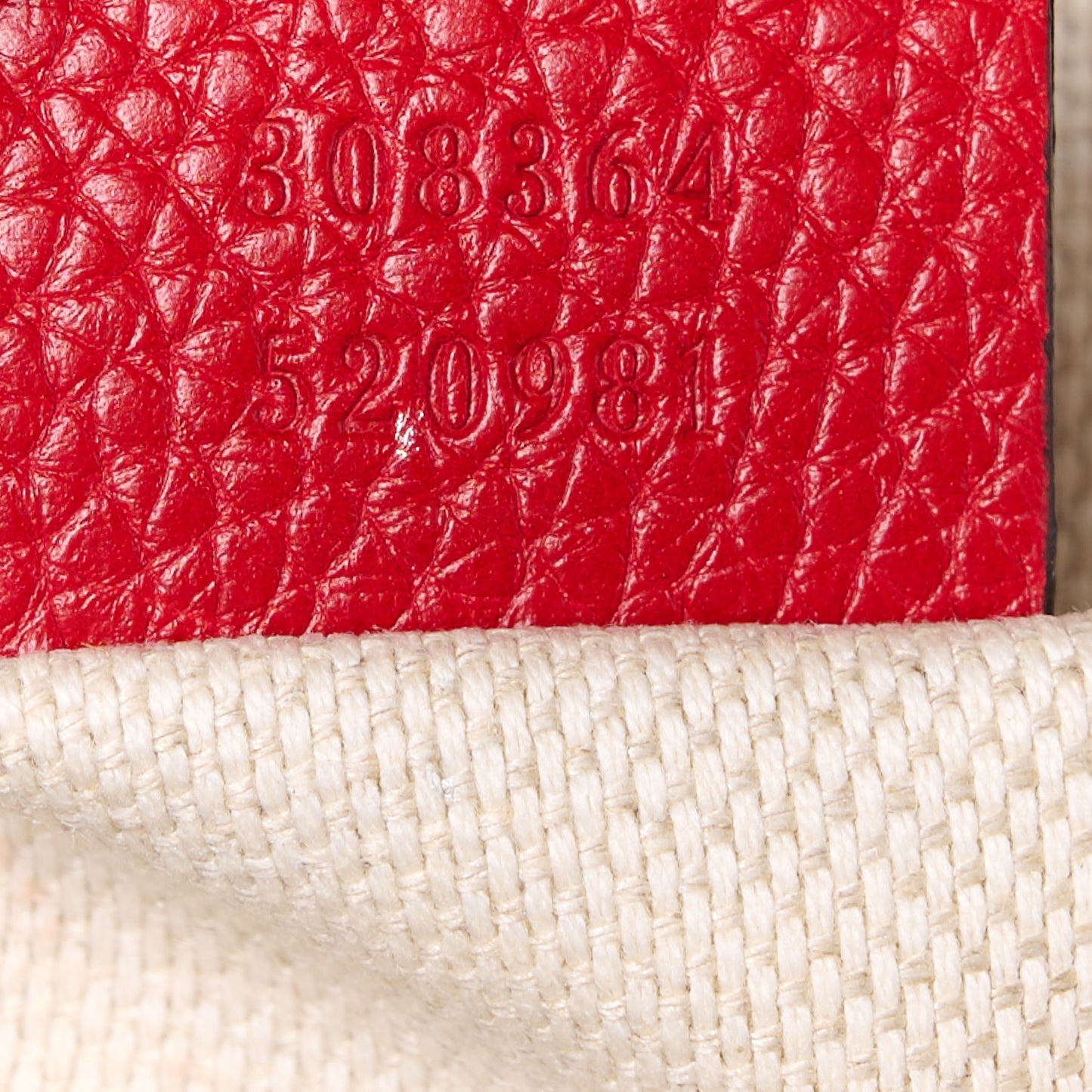 Pebbled Calfskin Small Soho Disco Bag Vibrant Red