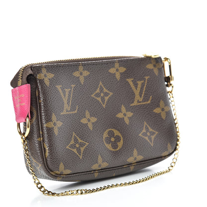 Louis Vuitton Monogram 2018 Christmas Animation Mini Bears Pochette Accessories 2 of 7
