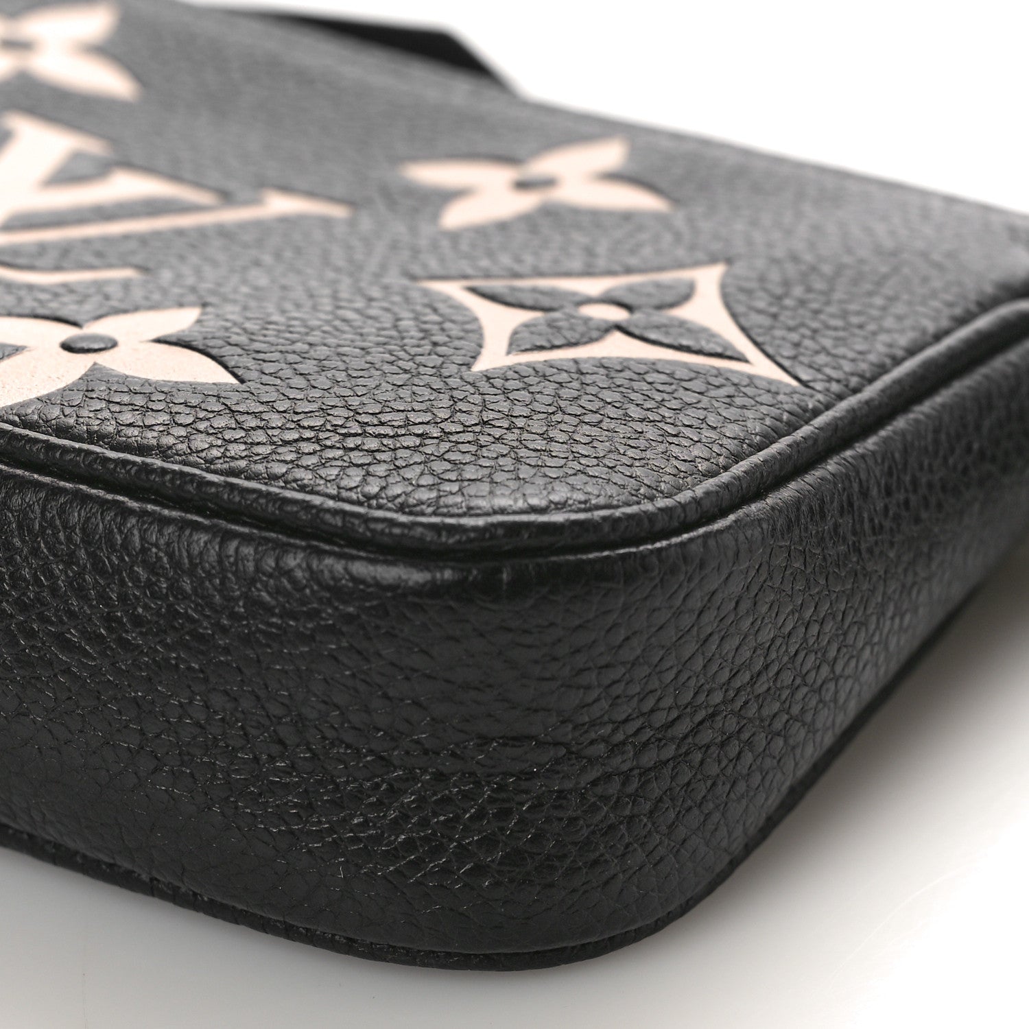 Louis Vuitton Empreinte Monogram Giant Mini Pochette Accessories Black 8 of 8
