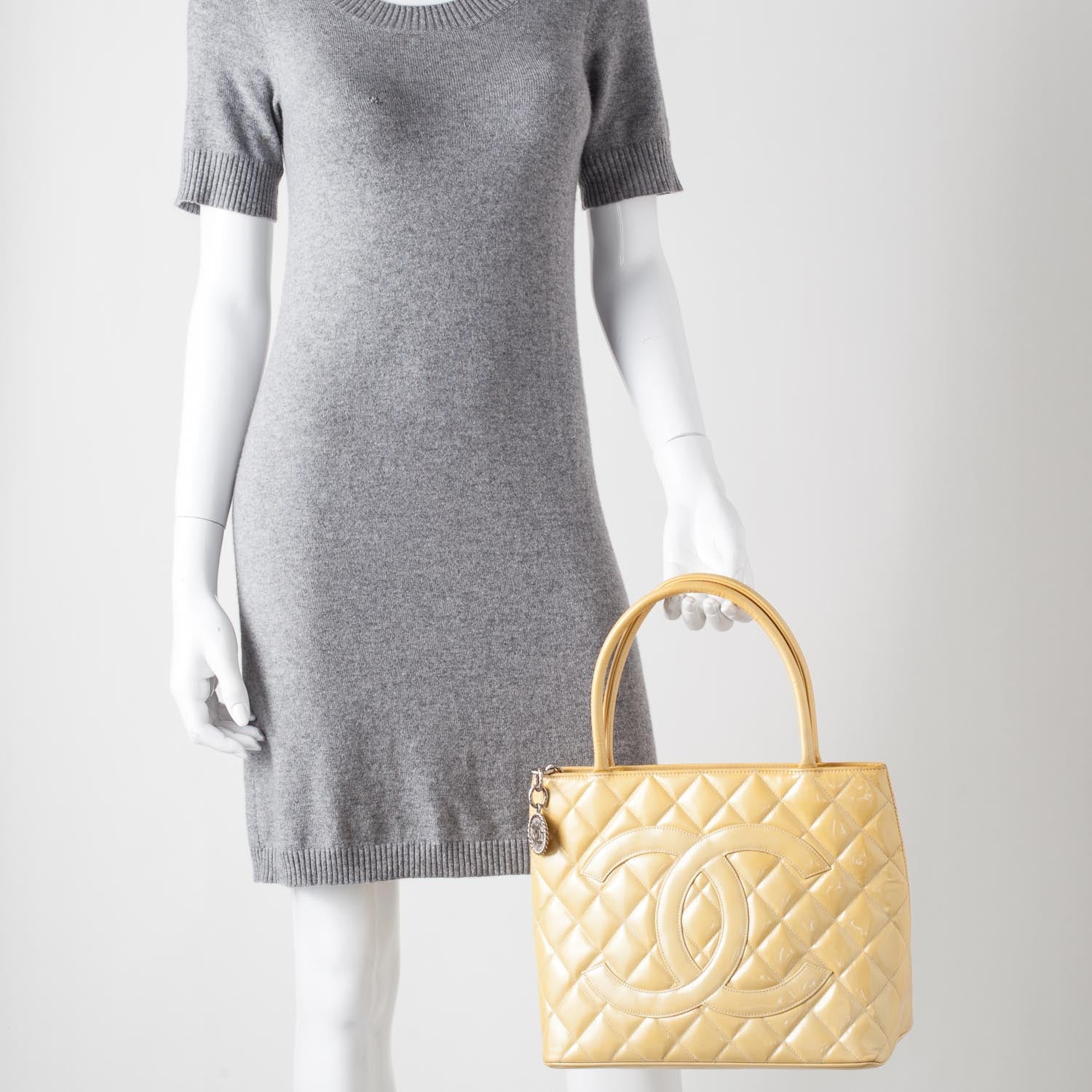 Chanel Patent Medallion Tote Yellow 2 of 10