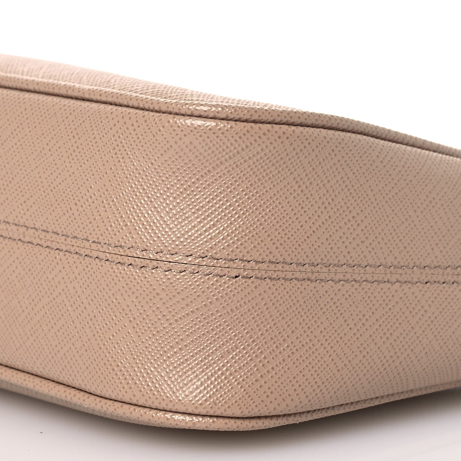 Prada Saffiano Lux Re-Edition 2005 Shoulder Bag Cammeo 11 of 14