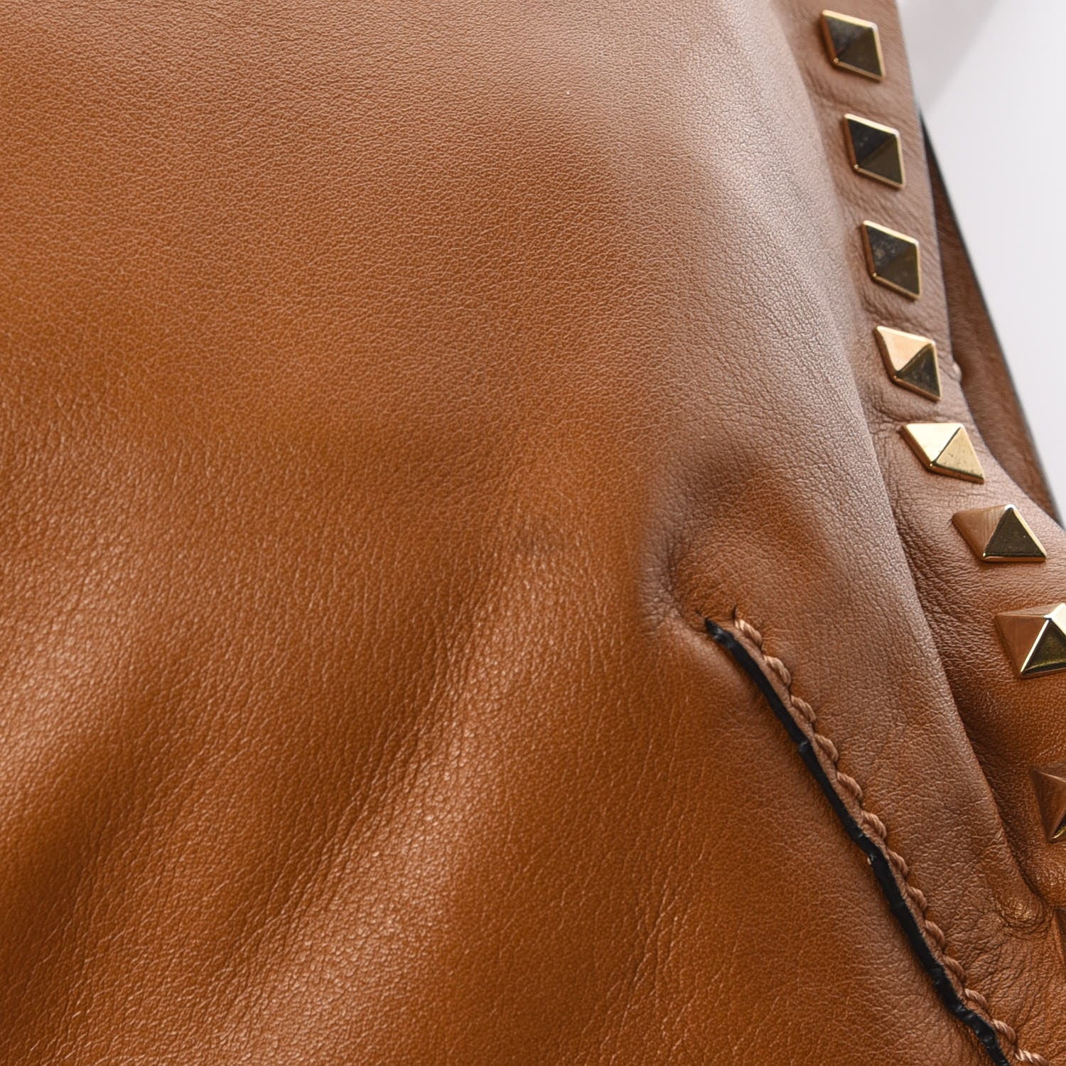 Valentino Garavani Vitello Rockstud Hobo Camel 12 of 12