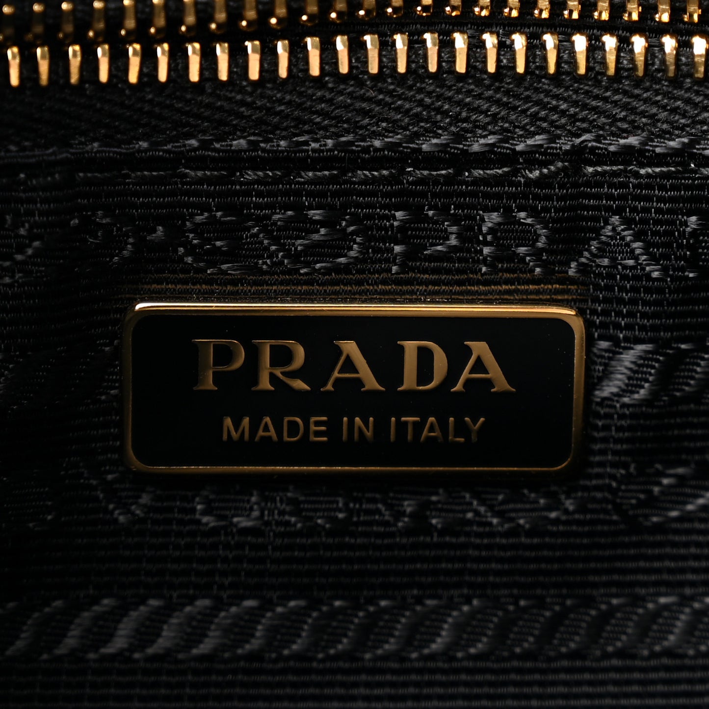 Velvet Nappa Mini Re-Edition Shoulder Bag Black