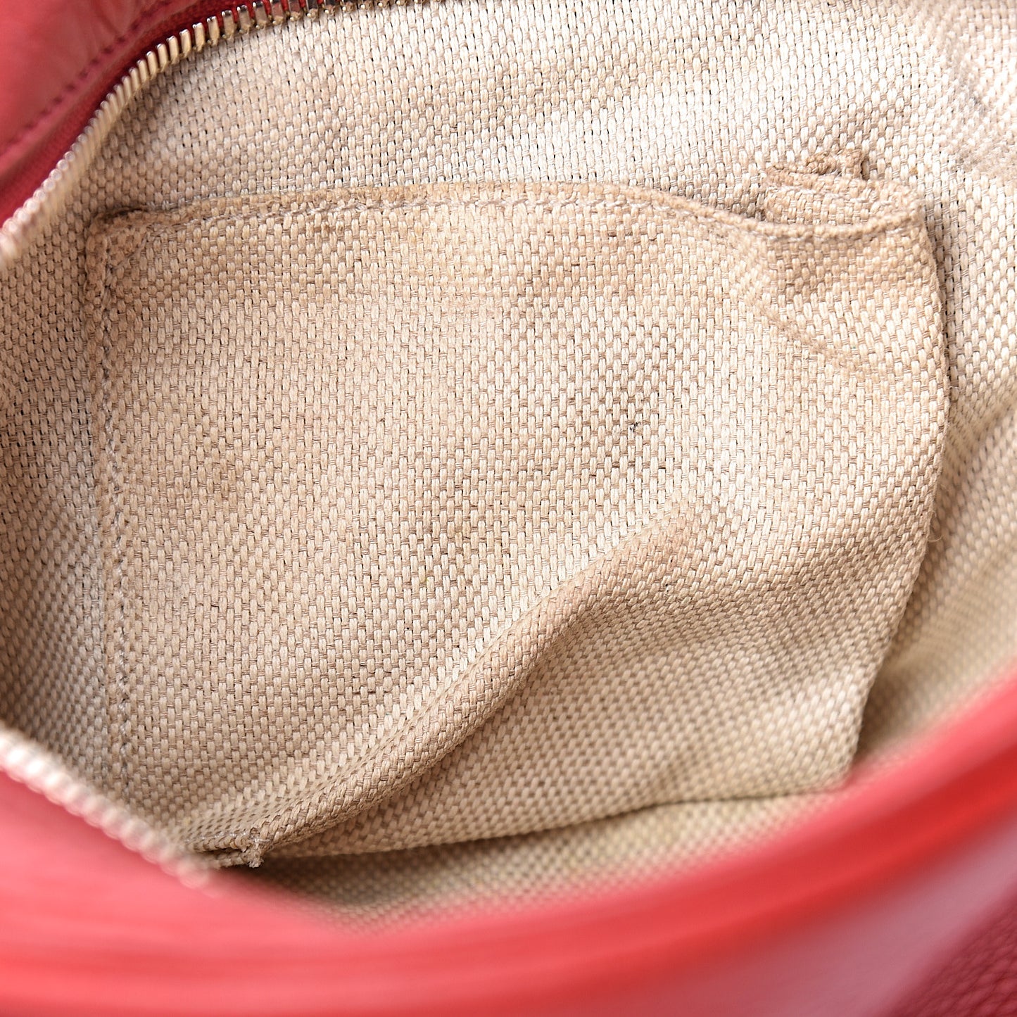 Pebbled Calfskin Small Soho Disco Bag Tabasco Red