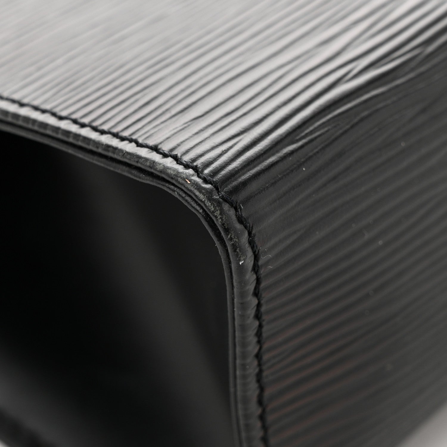 Louis Vuitton Epi Dinard Black 15 of 16