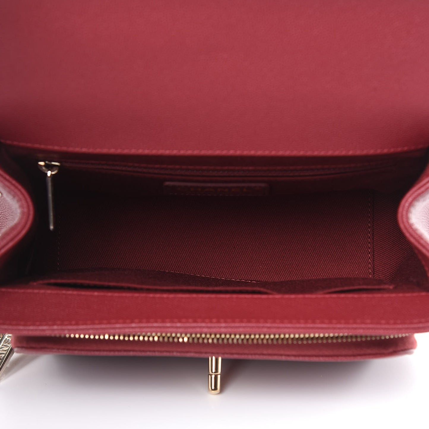 Caviar Quilted Medium Business Affinity Flap Burgundy