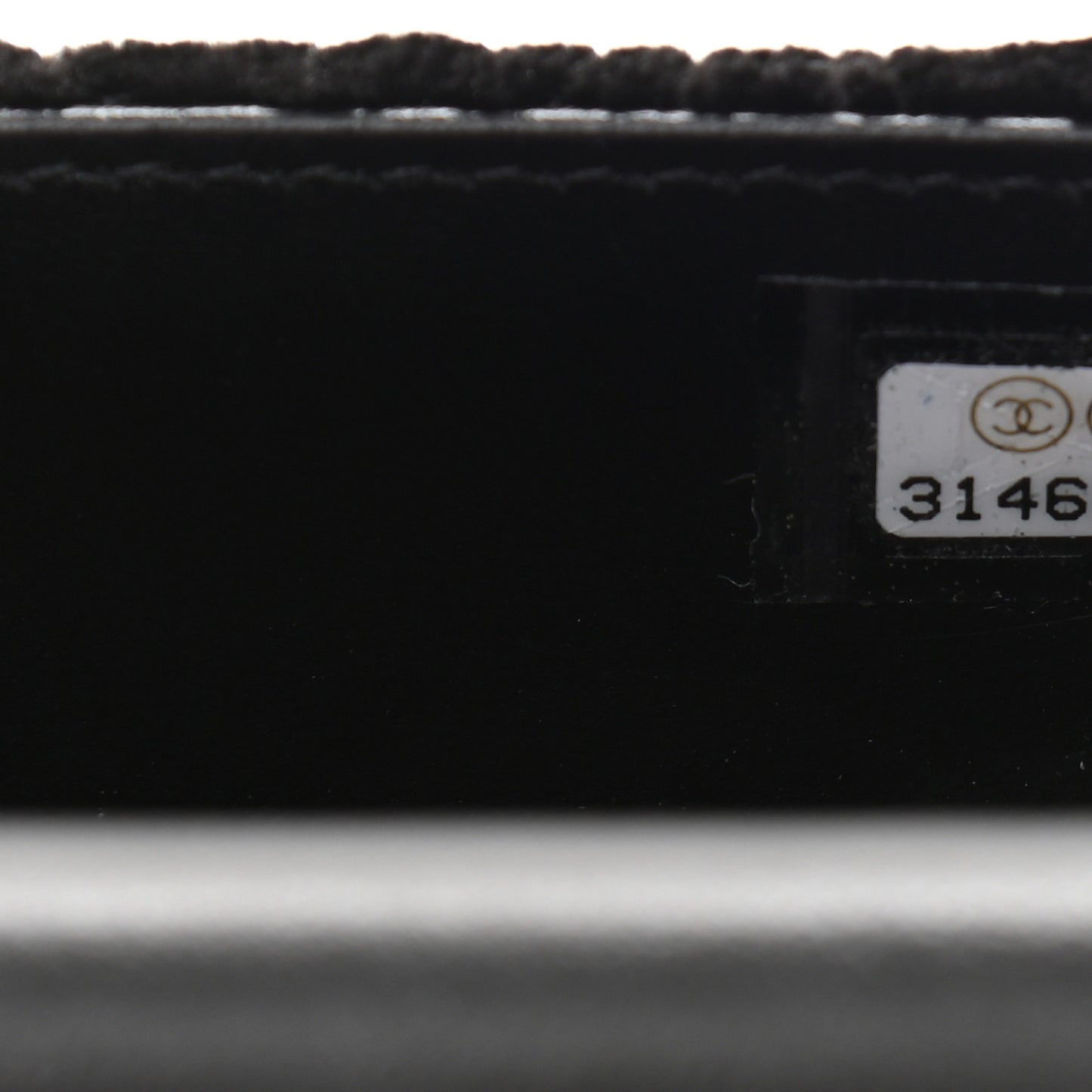 Velvet Camellia Embossed Jewel Belt Card Holder With Chain Black