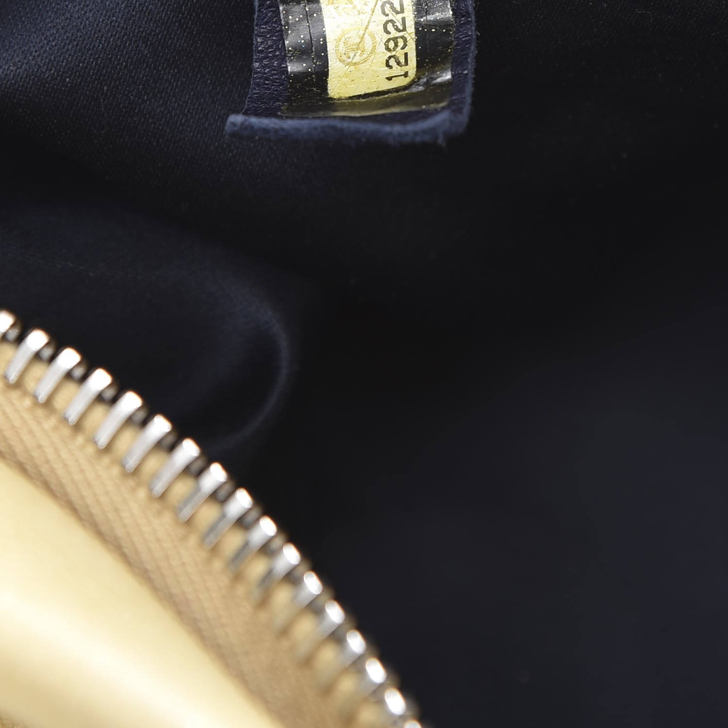 Chanel Lambskin Large Edgy Hobo Beige 7 of 15