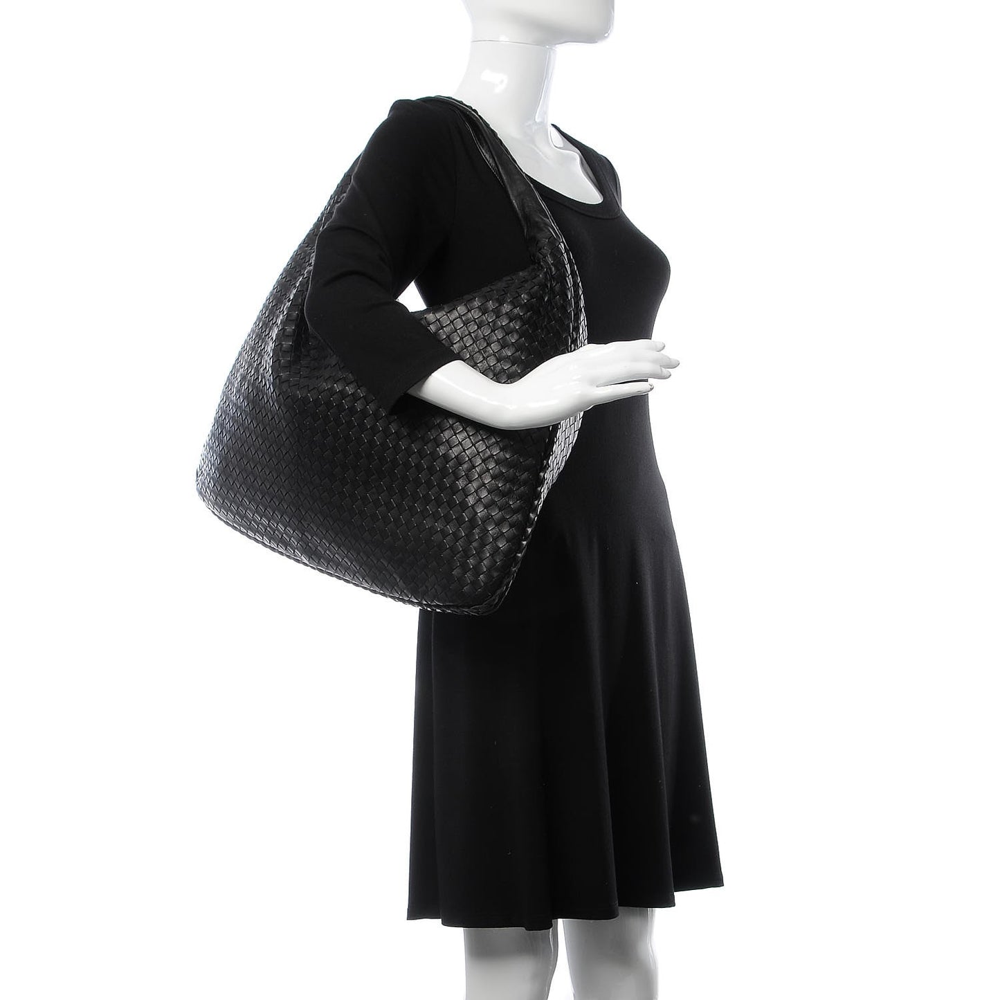 Nappa Intrecciato Maxi Veneta Hobo Nero Black