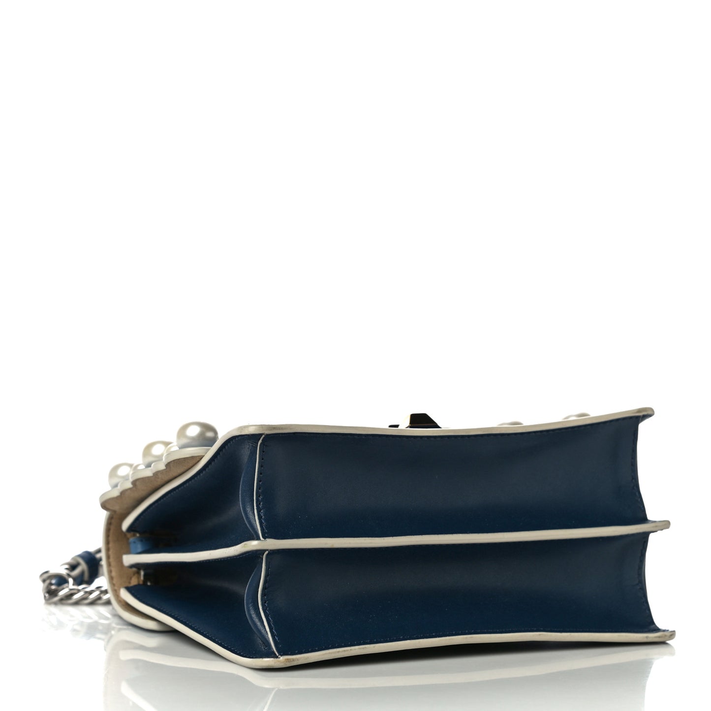 Vitello Liberty Pearl Scalloped Small Kan I Shoulder Bag Nebula Blu Scuro