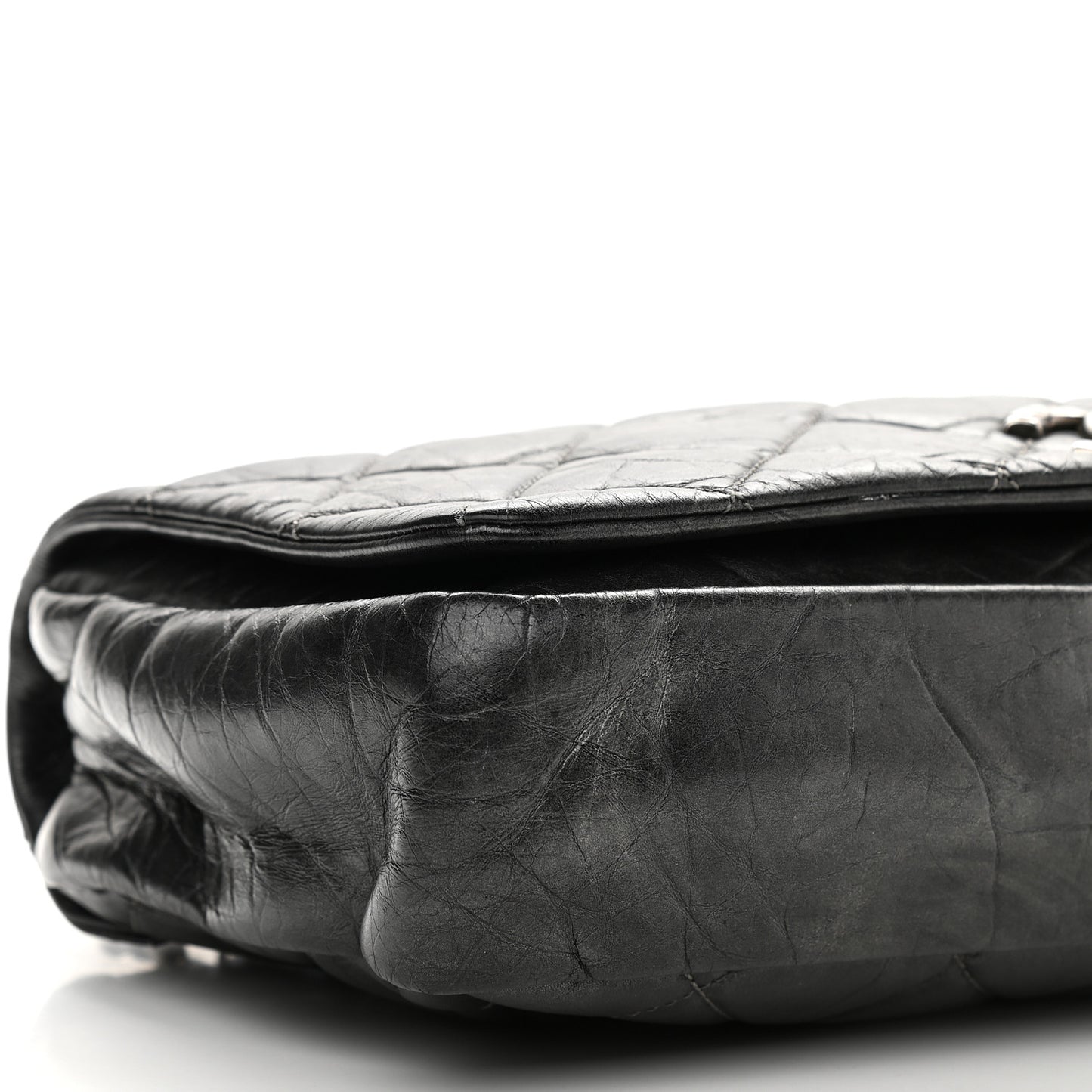 Aged Calfskin Quilted Medium Pondichery Flap Black
