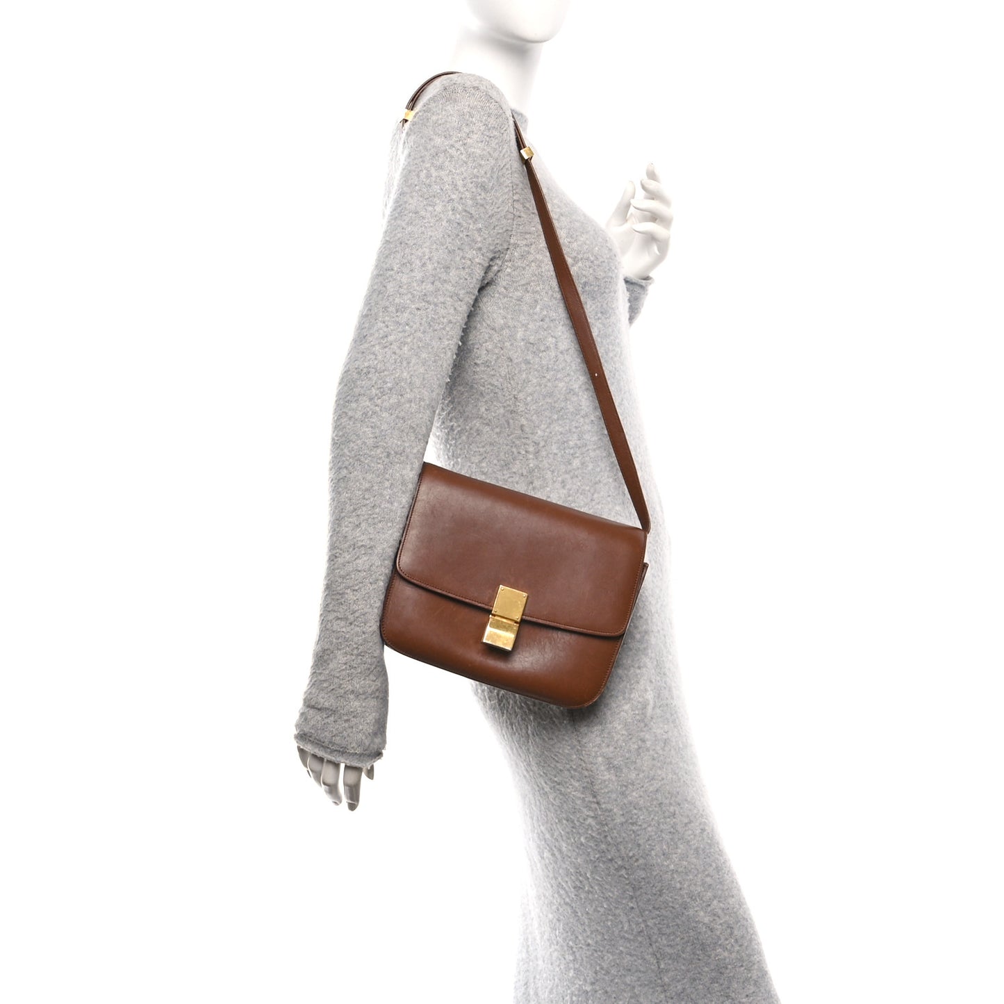 Box Calfskin Medium Classic Box Flap Bag Camel
