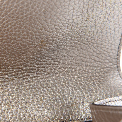 Gucci Metallic Pebbled Calfskin Medium Soho Clutch Golden Beige 13 of 17