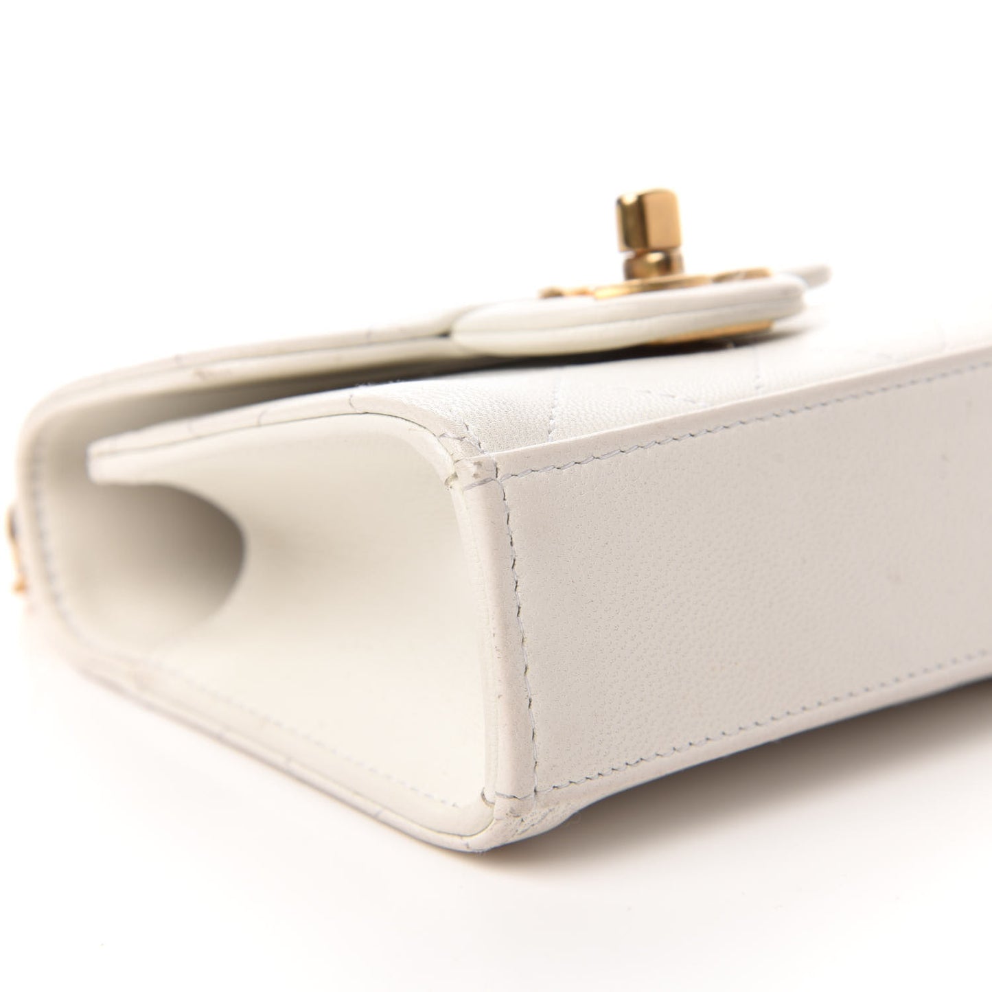 Goatskin Chic Pearls Clutch On Chain White