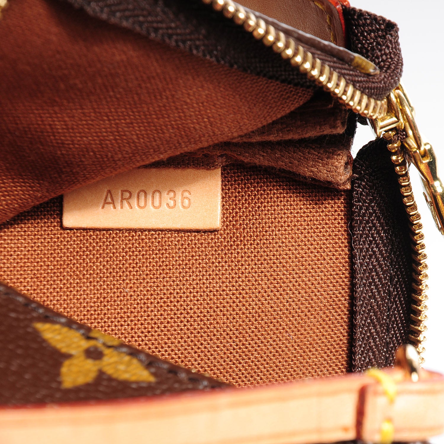 Louis Vuitton Monogram Pochette Accessories 6 of 7
