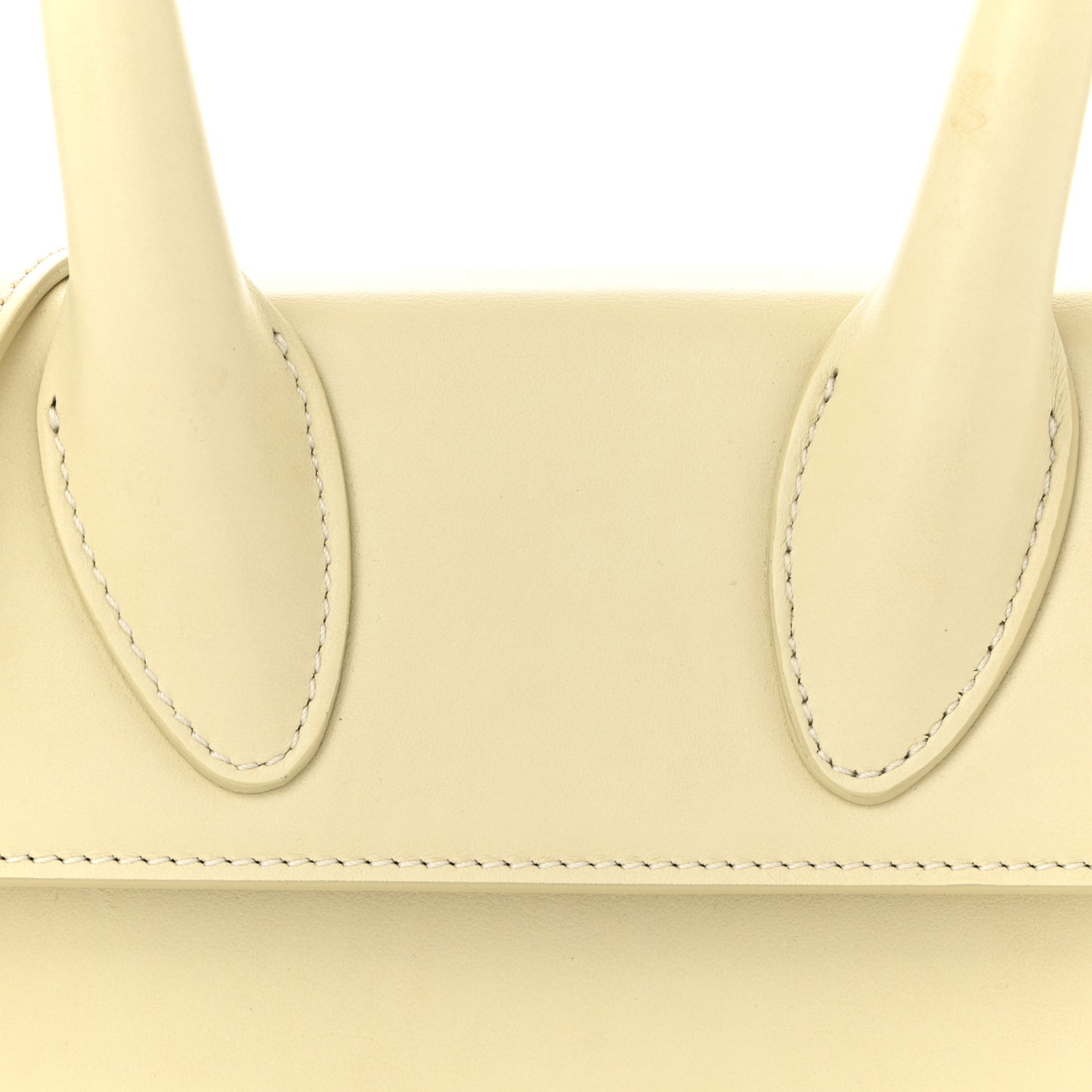 Smooth Calfskin Le Chiquito Moyen Light Yellow
