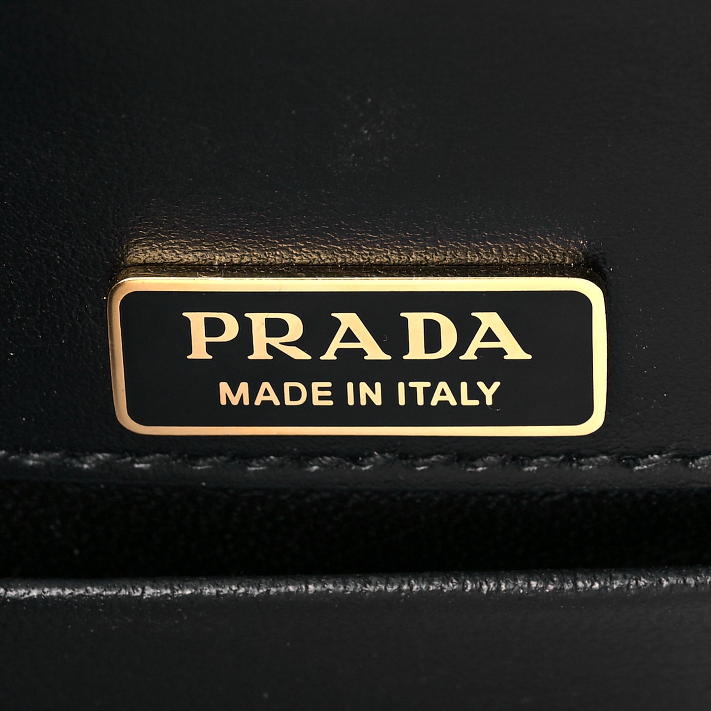 City Calf Saffiano Cahier Bag Black
