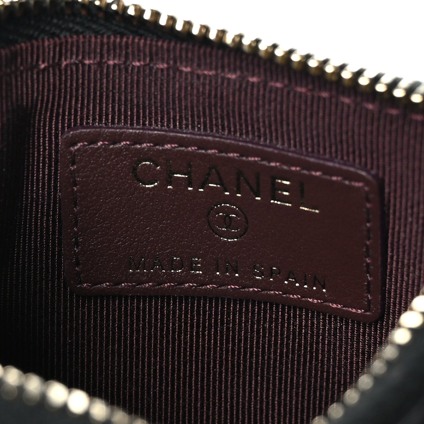 Caviar Quilted CC Zip Card Holder Black