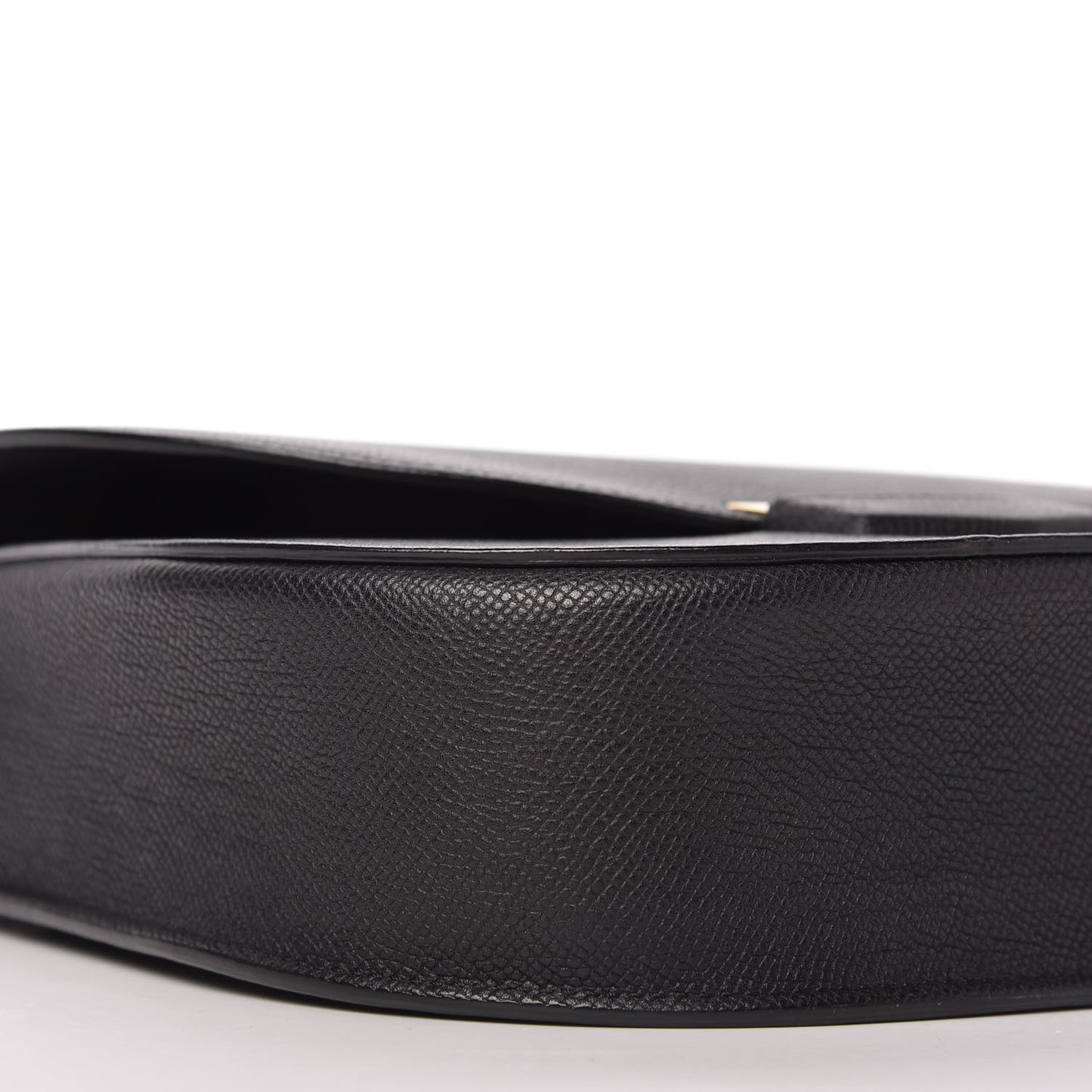 Grained Calfskin Compact Trotteur Black