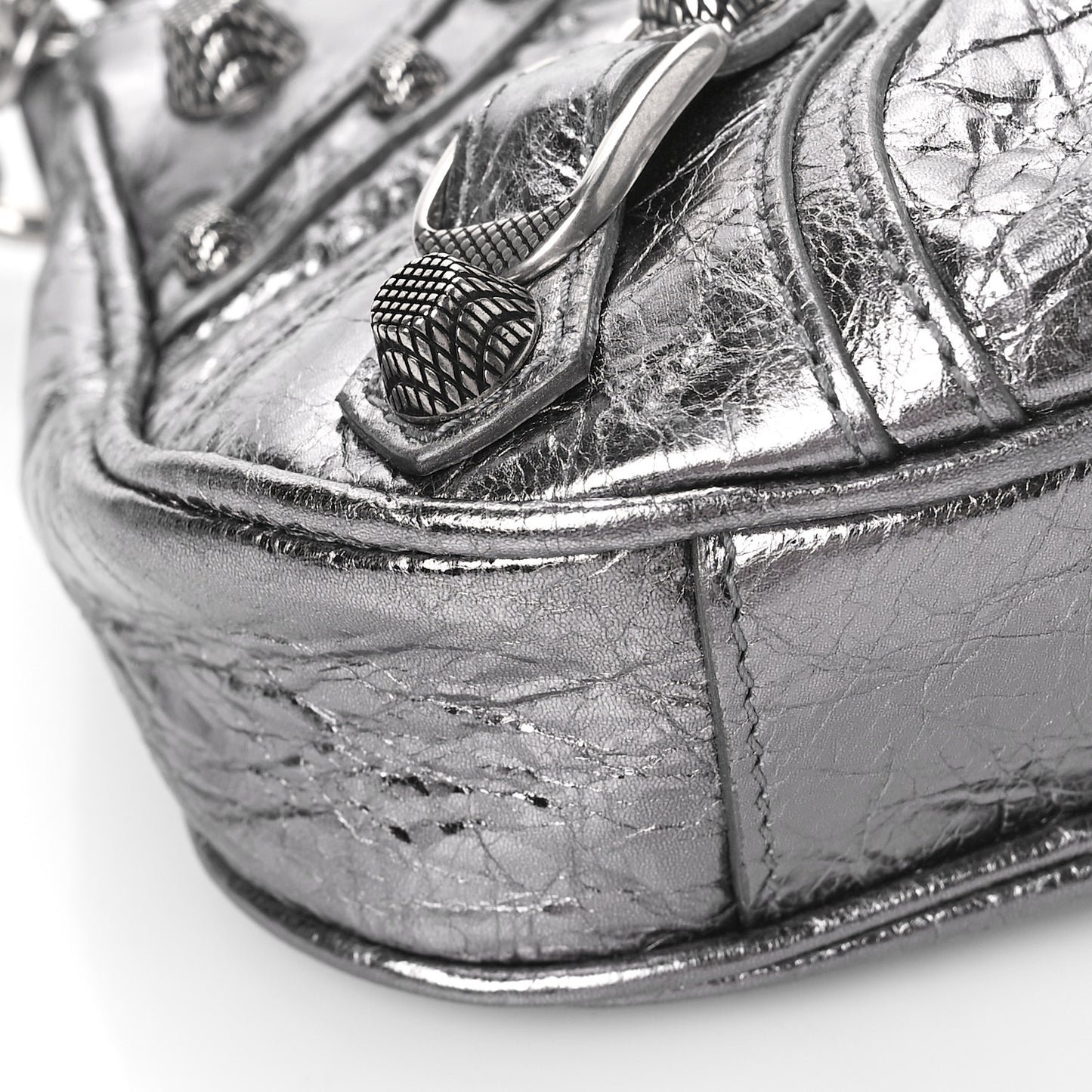 Metallic Agneau Arena Le Cagole Purse With Chain Mini Silver