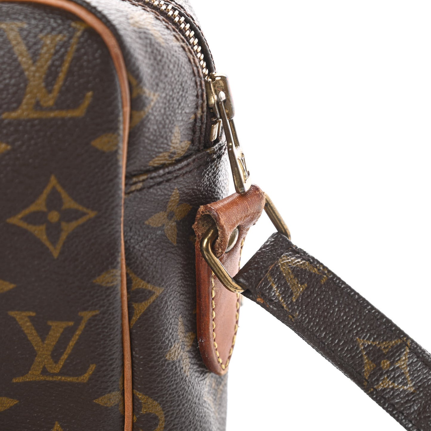 Monogram Nil 28