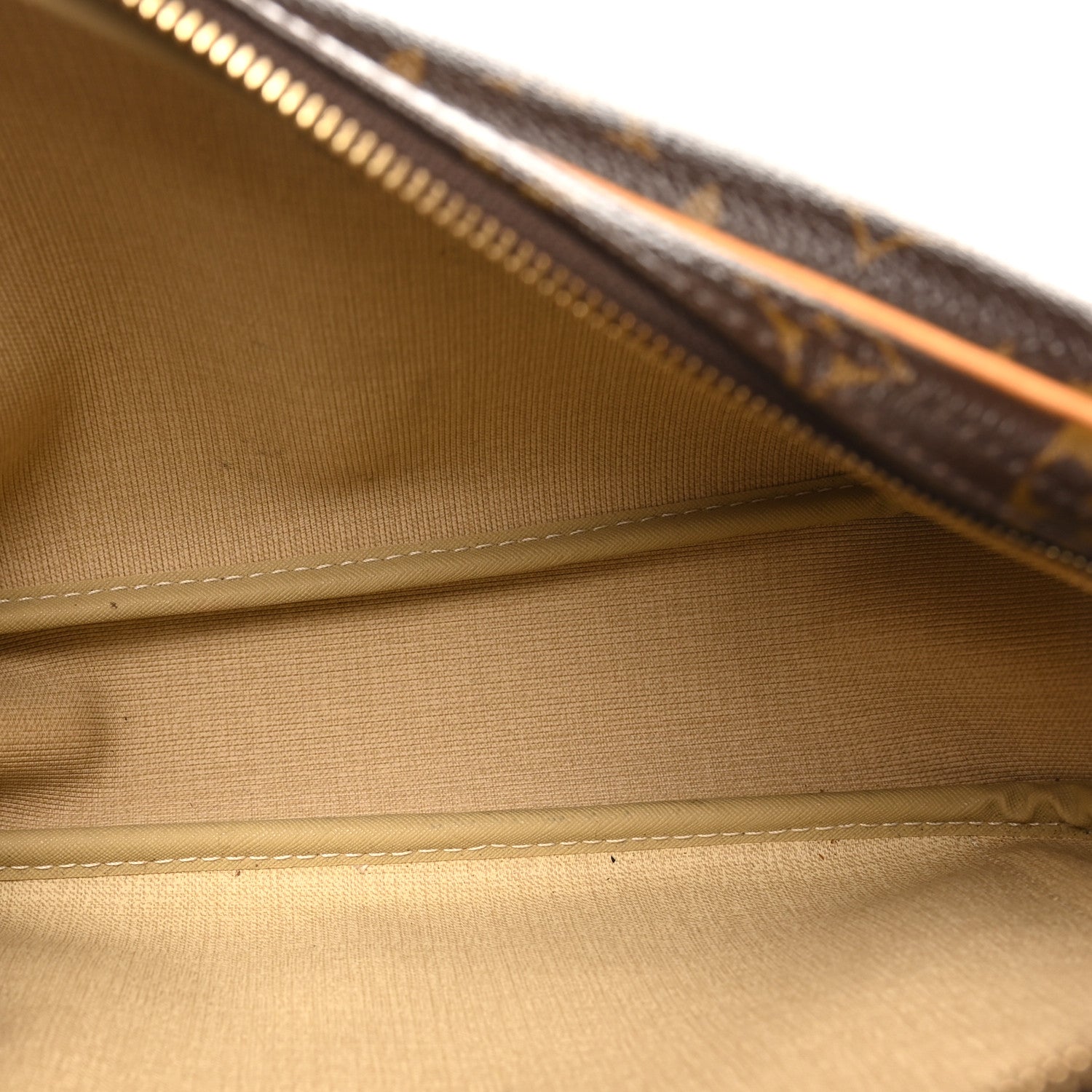 Louis Vuitton Monogram Reporter PM 5 of 10