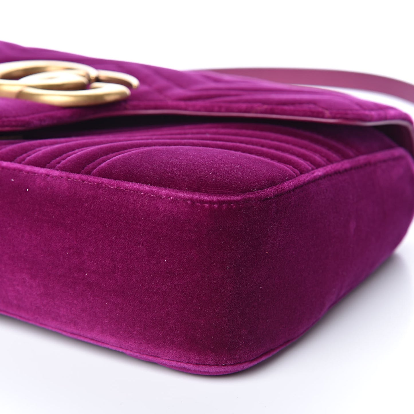 Velvet Matelasse Medium GG Marmont Shoulder Bag Fuchsia Violet Cyclamen