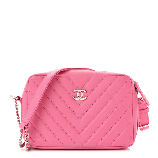 Lambskin Chevron Quilted Small Promenade Camera Case Pink