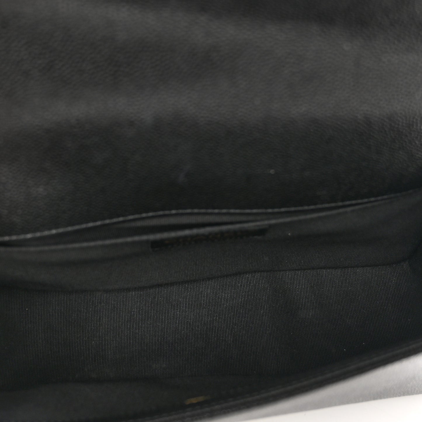 Caviar Chevron Quilted Medium Boy Flap Black