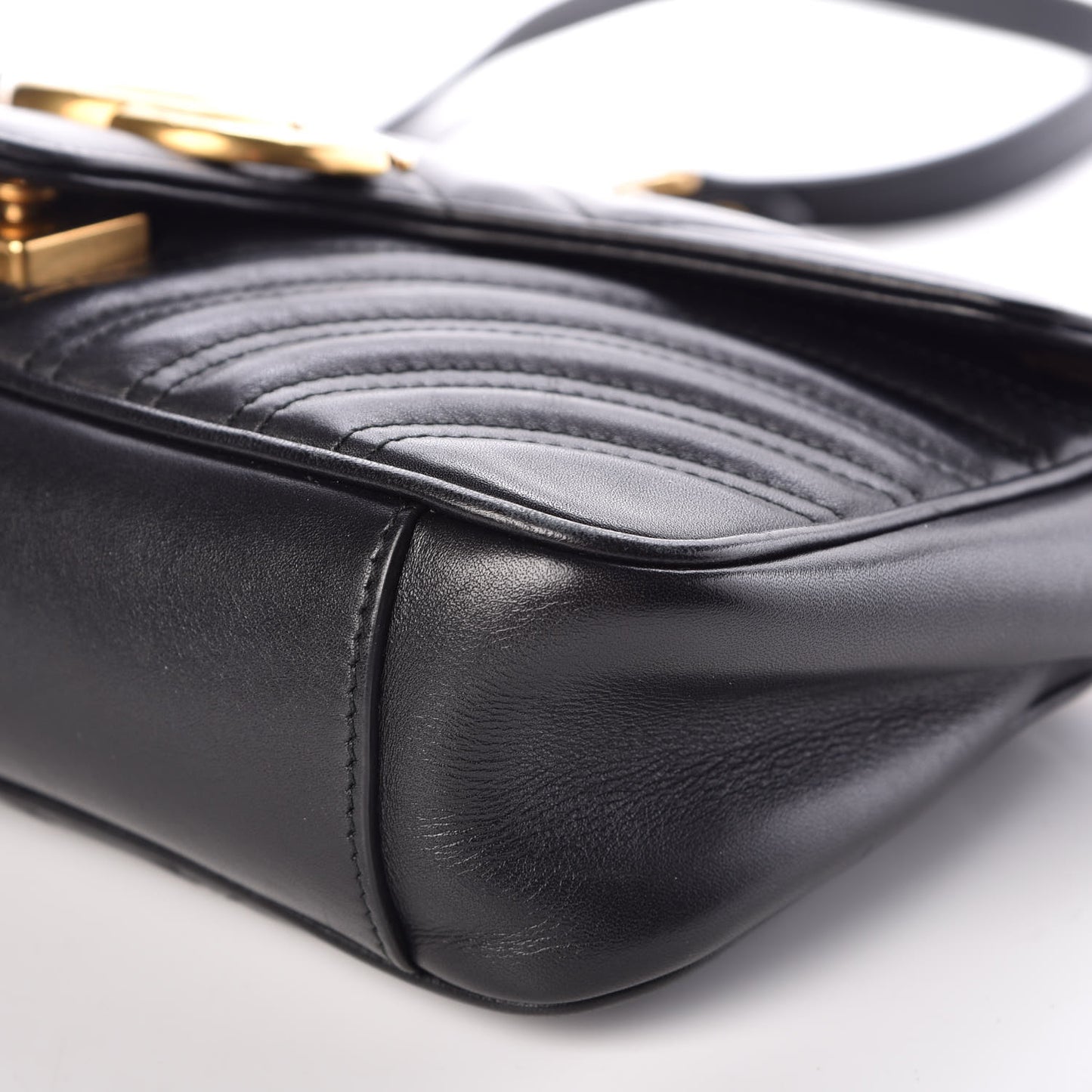 Calfskin Matelasse Small GG Marmont Shoulder Bag Black