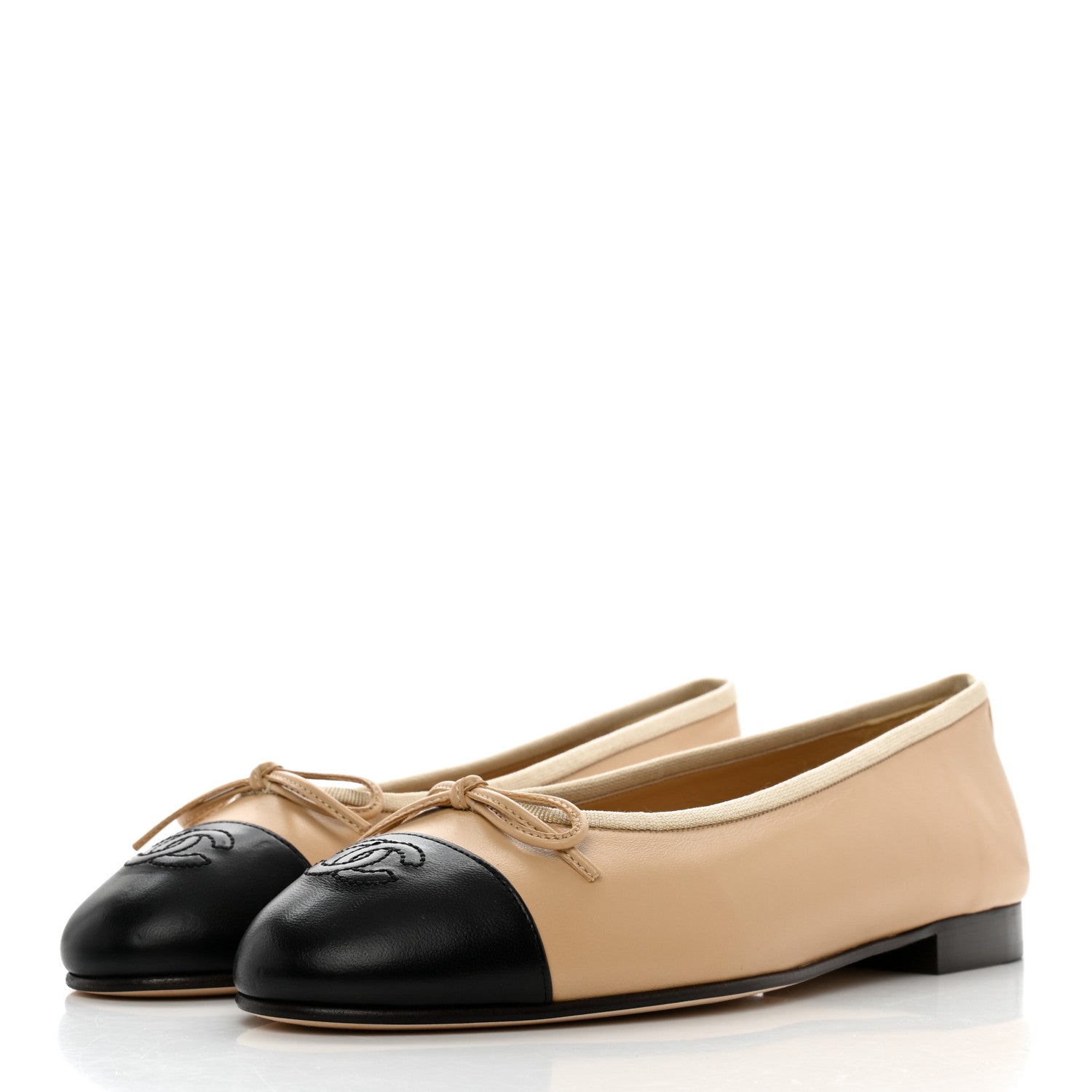 Chanel Lambskin Cap Toe CC Ballerina Flats 38.5 Beige Black 3 of 10