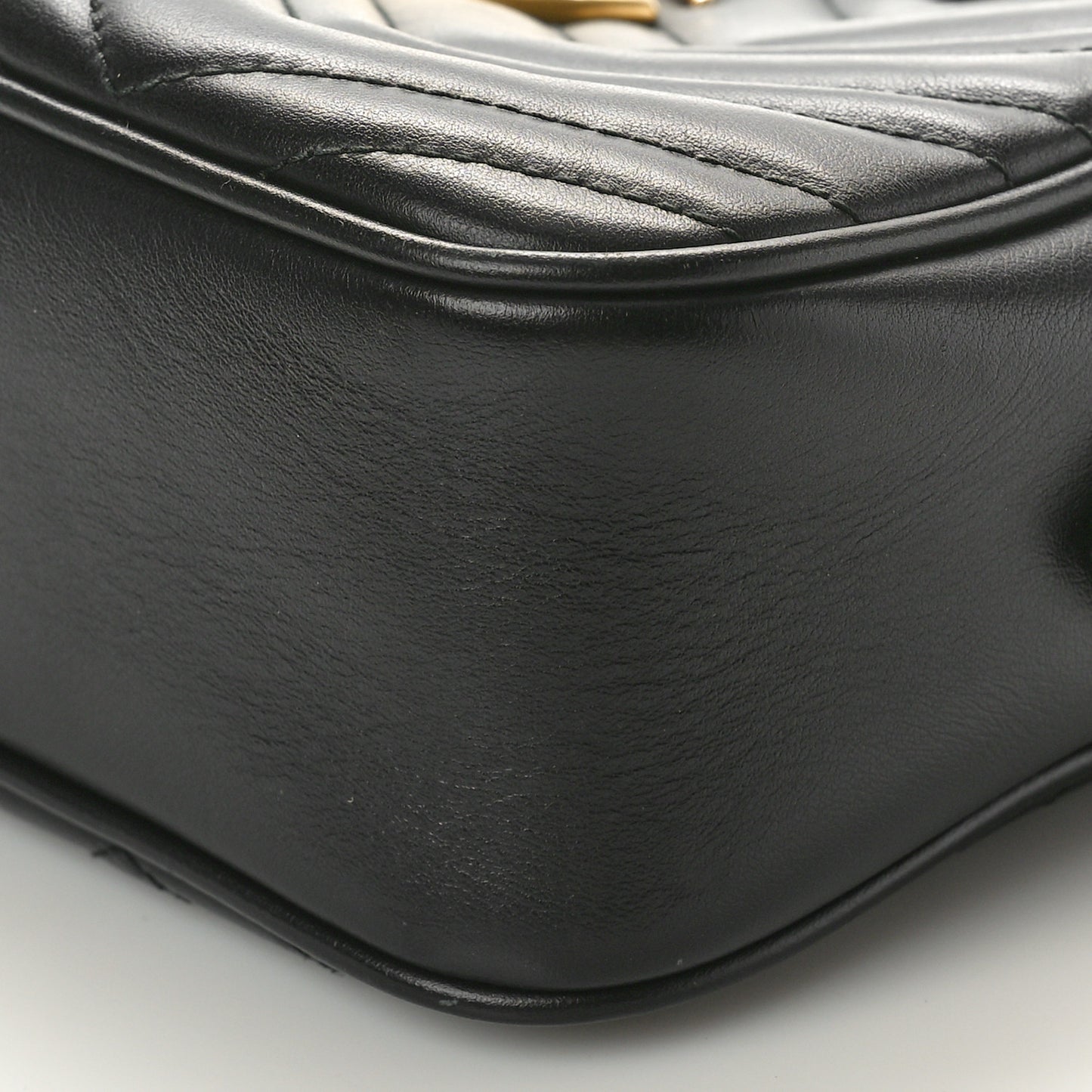 Calfskin Matelasse Small GG Marmont Chain Shoulder Bag Black