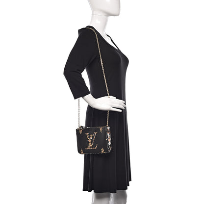 Louis Vuitton Monogram Giant Jungle Pochette Double Zip Black 2 of 10