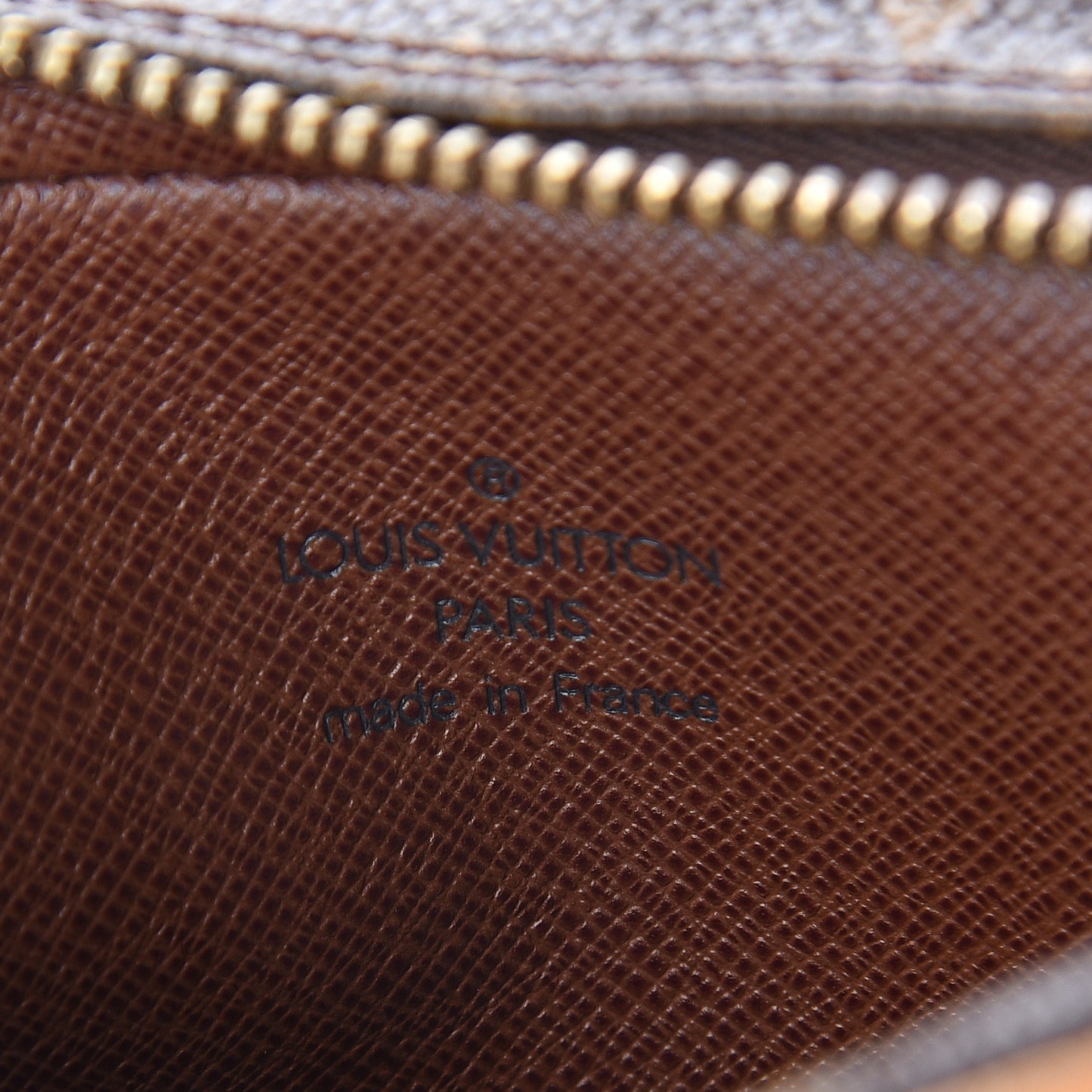 Monogram Amazone
