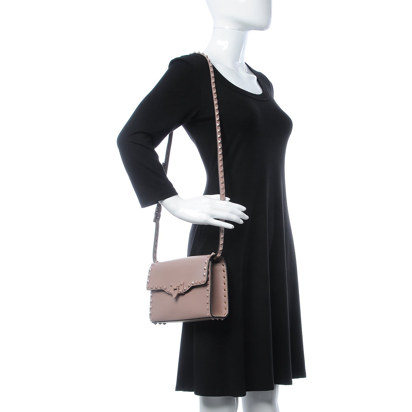 Vitello Monochrome Medium Rockstud Flip Lock Crossbody Bag Poudre