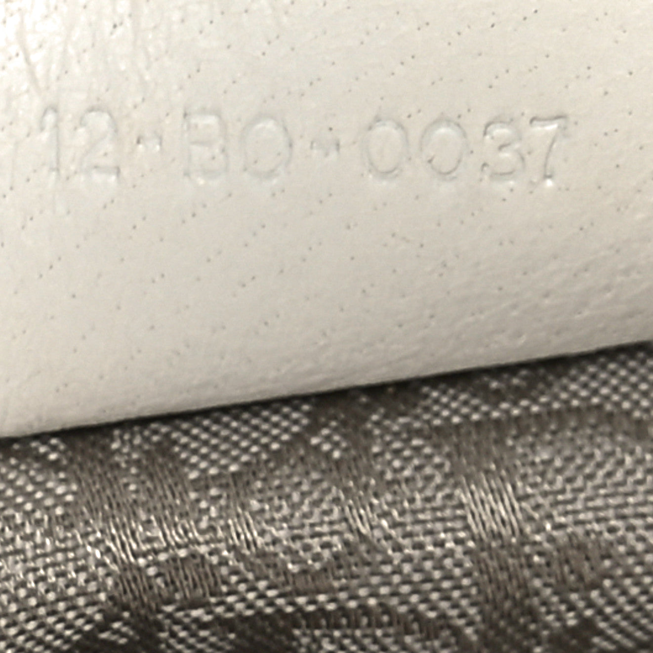 Lambskin Cannage Large Dior Soft Hobo White