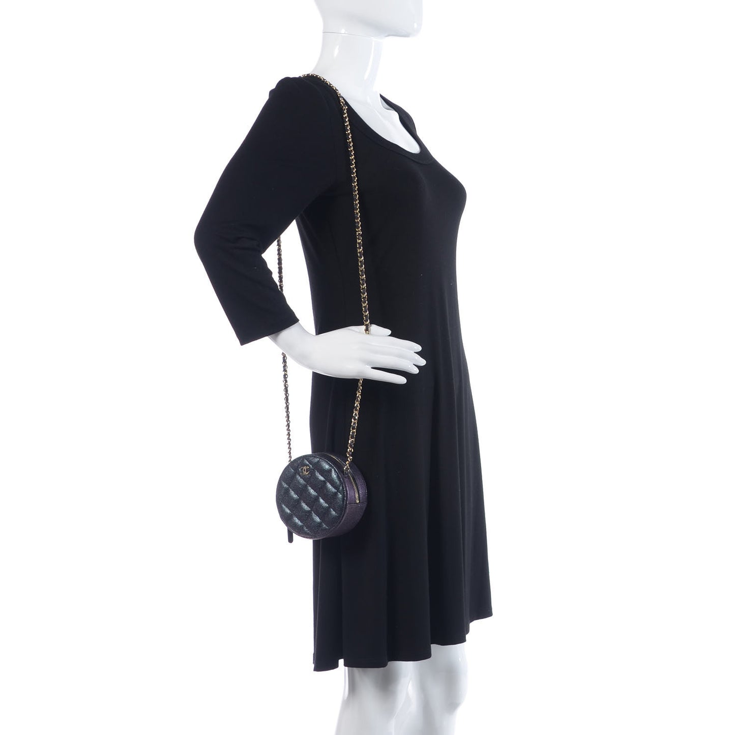 Iridescent Caviar Quilted Round Clutch With Chain Black