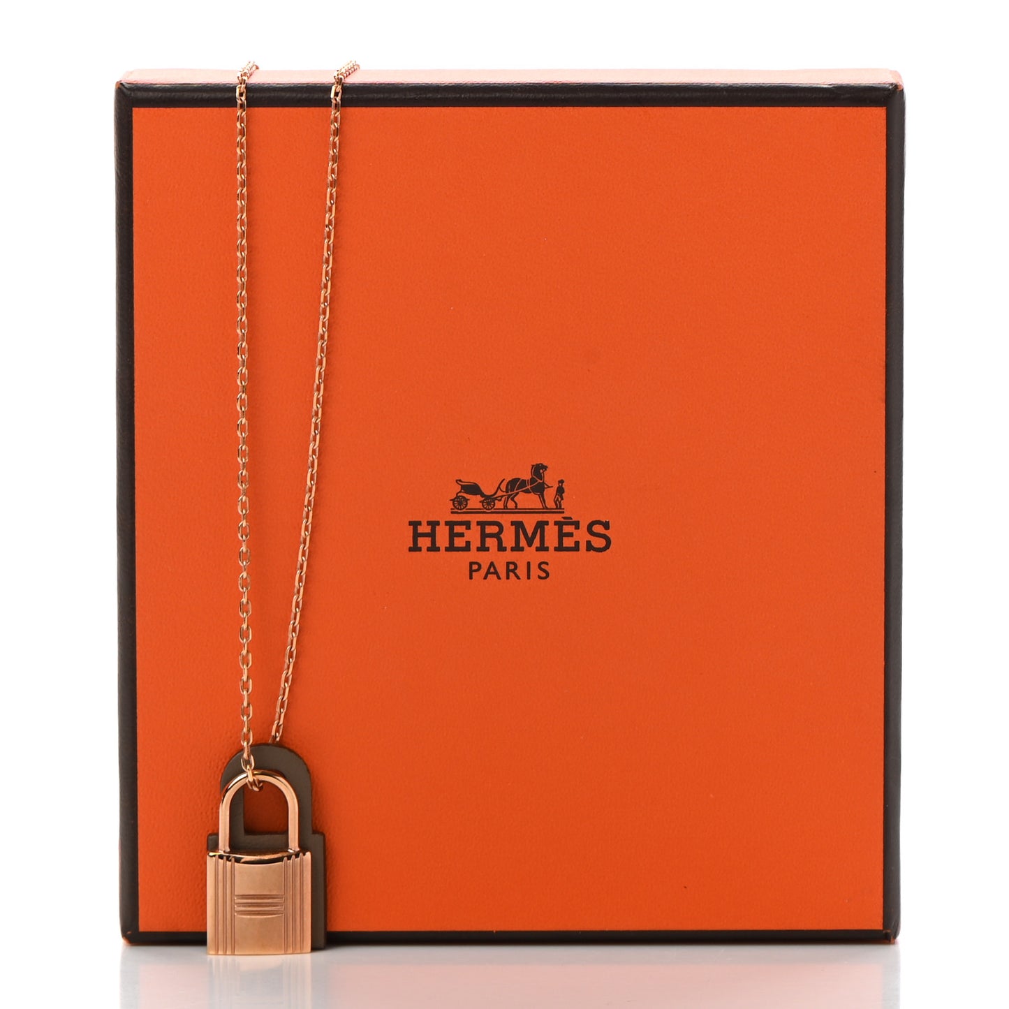 Swift O'Kelly Pendant Necklace Etain