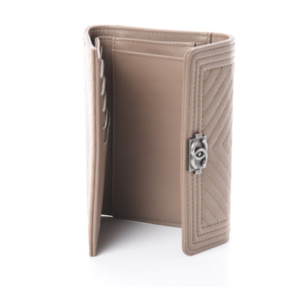 Chanel Caviar Chevron Quilted Medium Boy Flap Wallet Dark Beige 4 of 7