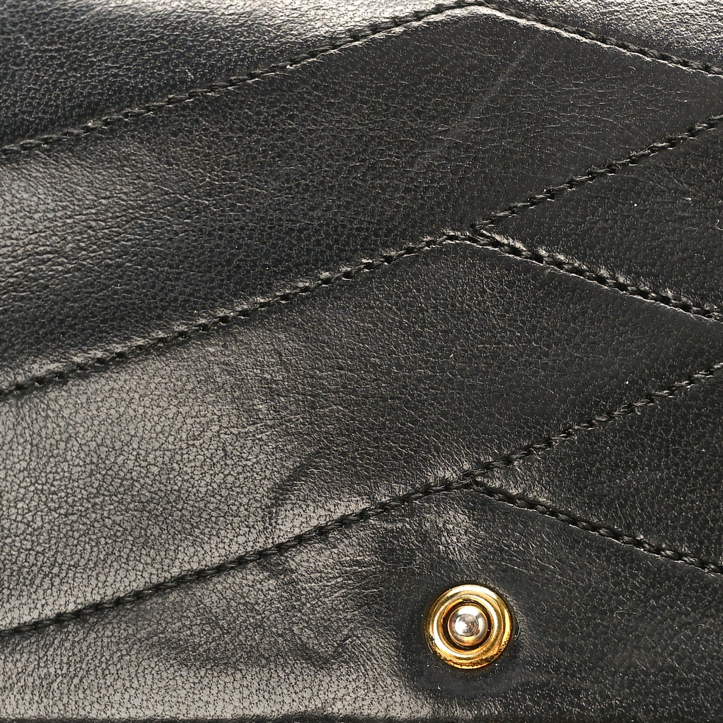 Lambskin Scallop Quilted Single Flap Black