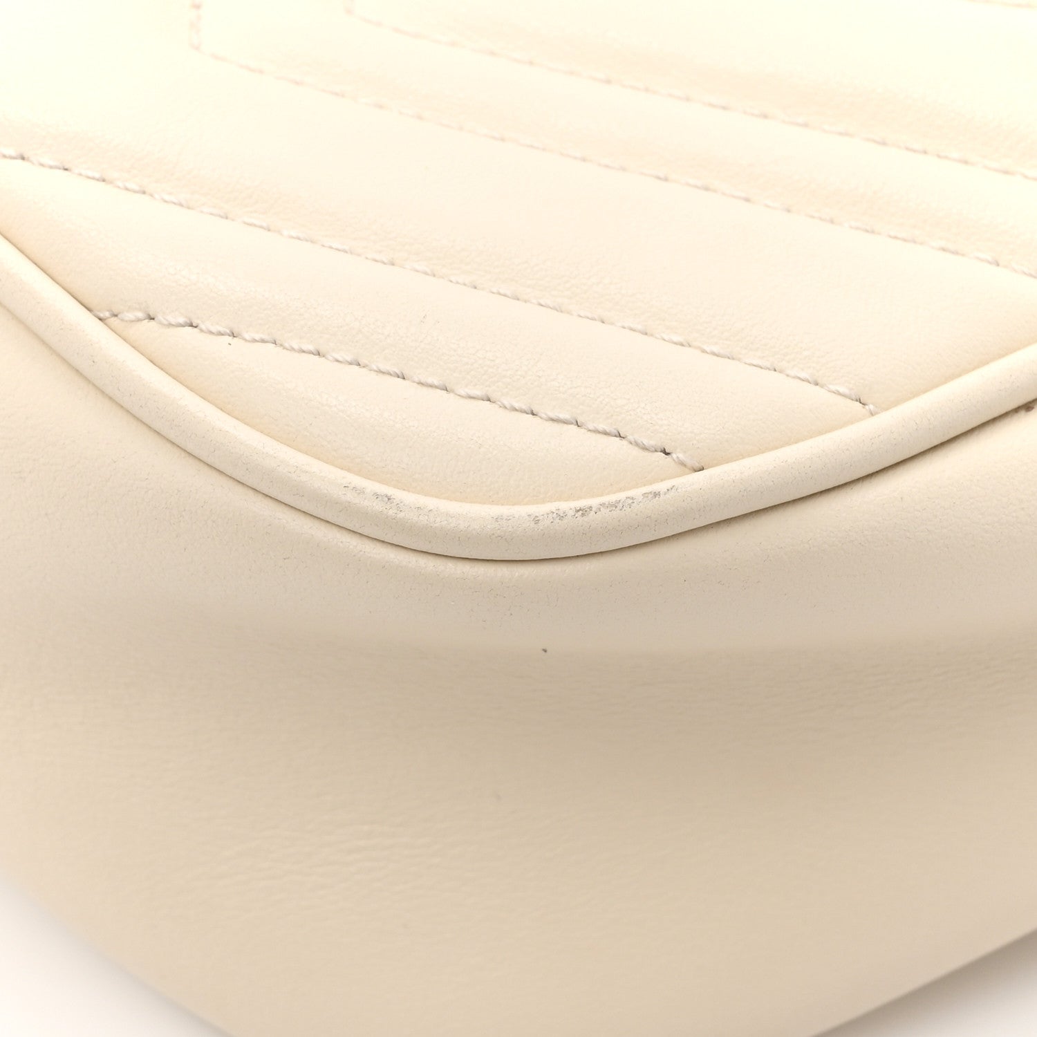 Gucci Calfskin Matelasse Small GG Marmont Chain Shoulder Bag White 12 of 13