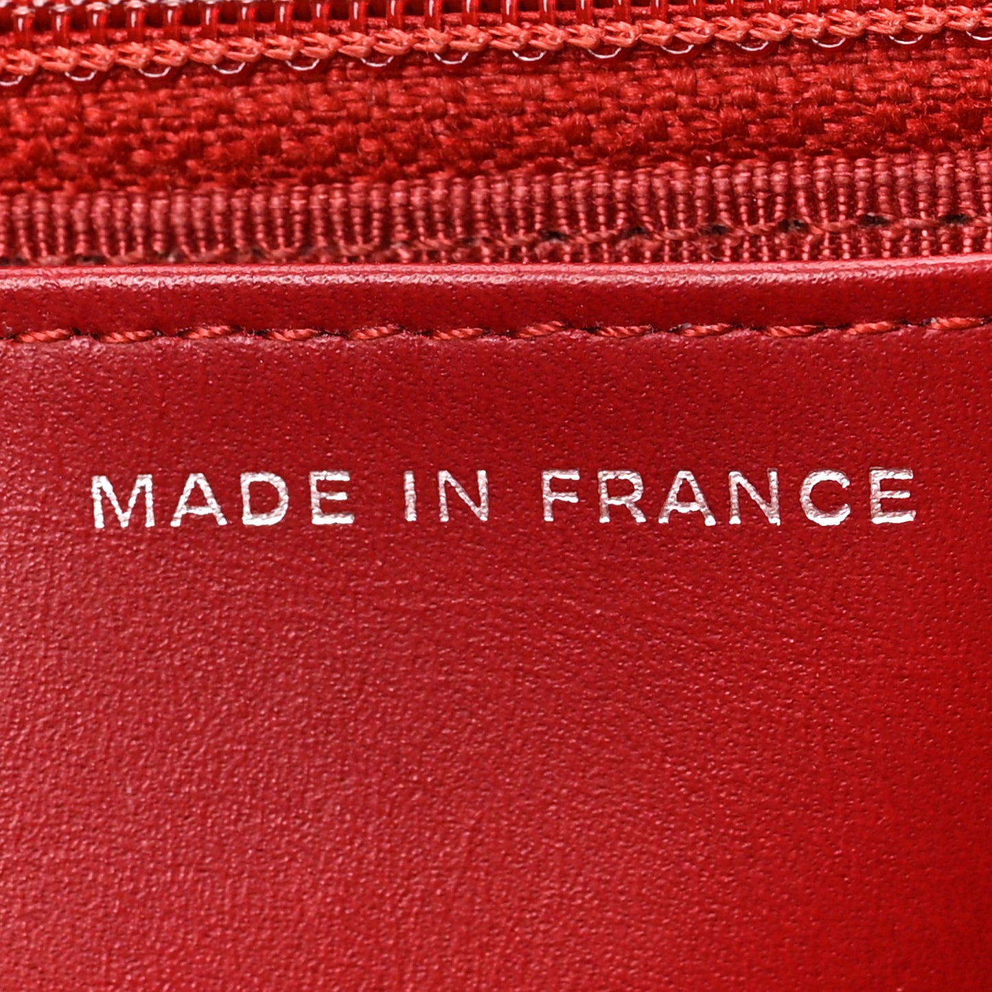 Caviar Quilted Wallet on Chain WOC Red