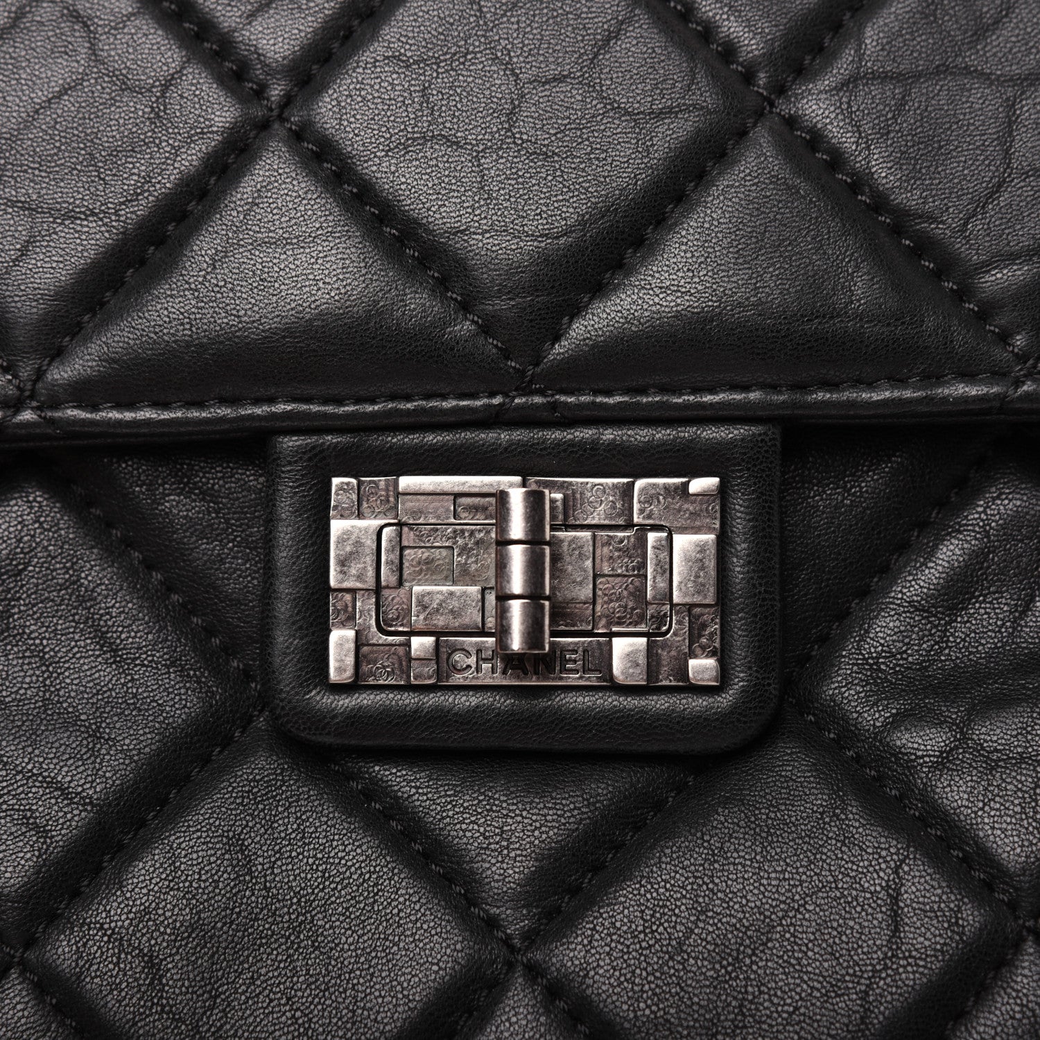 Chanel Washed Lambskin Maxi Take Away Flap Bag Black 16 of 23
