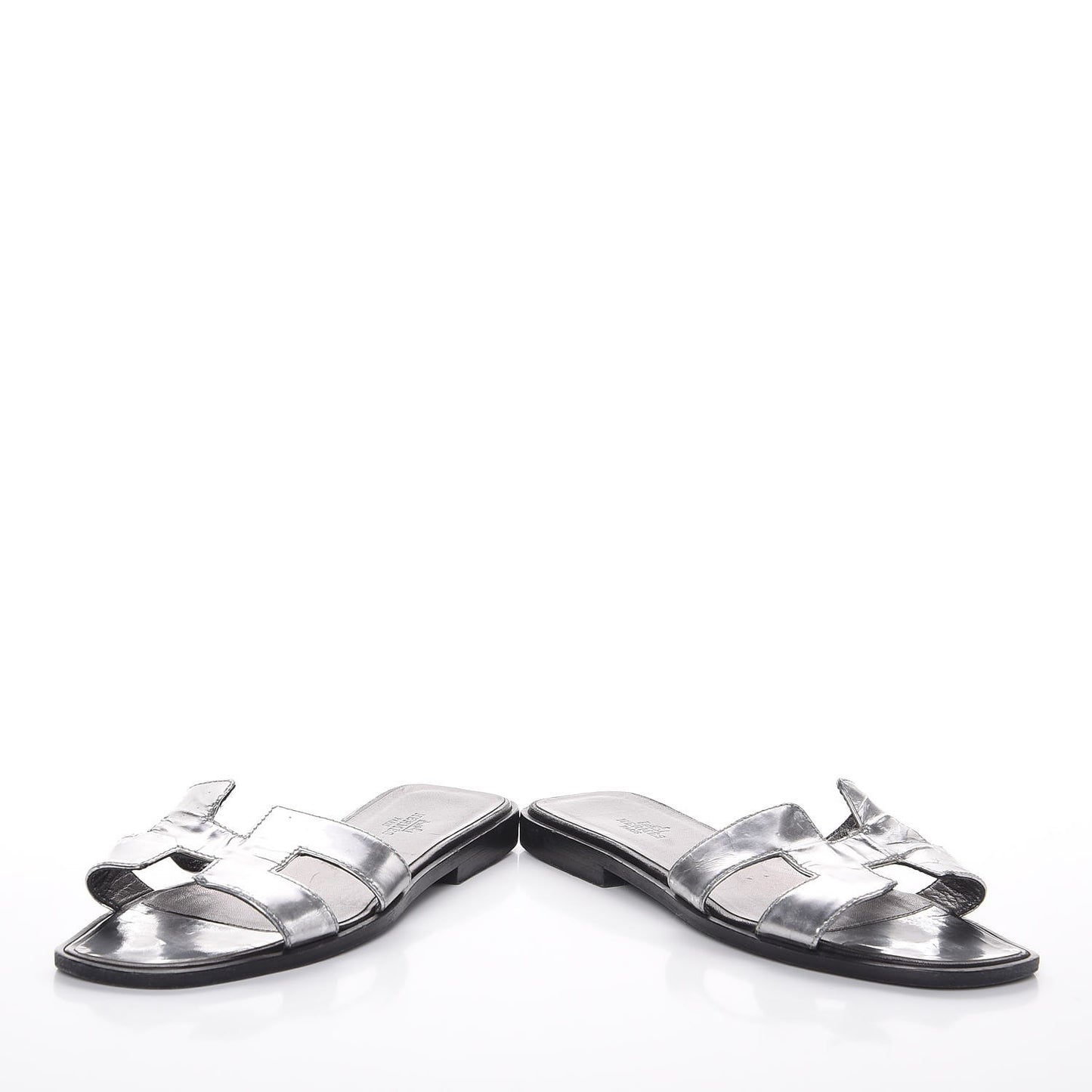 Metallic Nappa Calfskin Oran Sandals 35 Argent