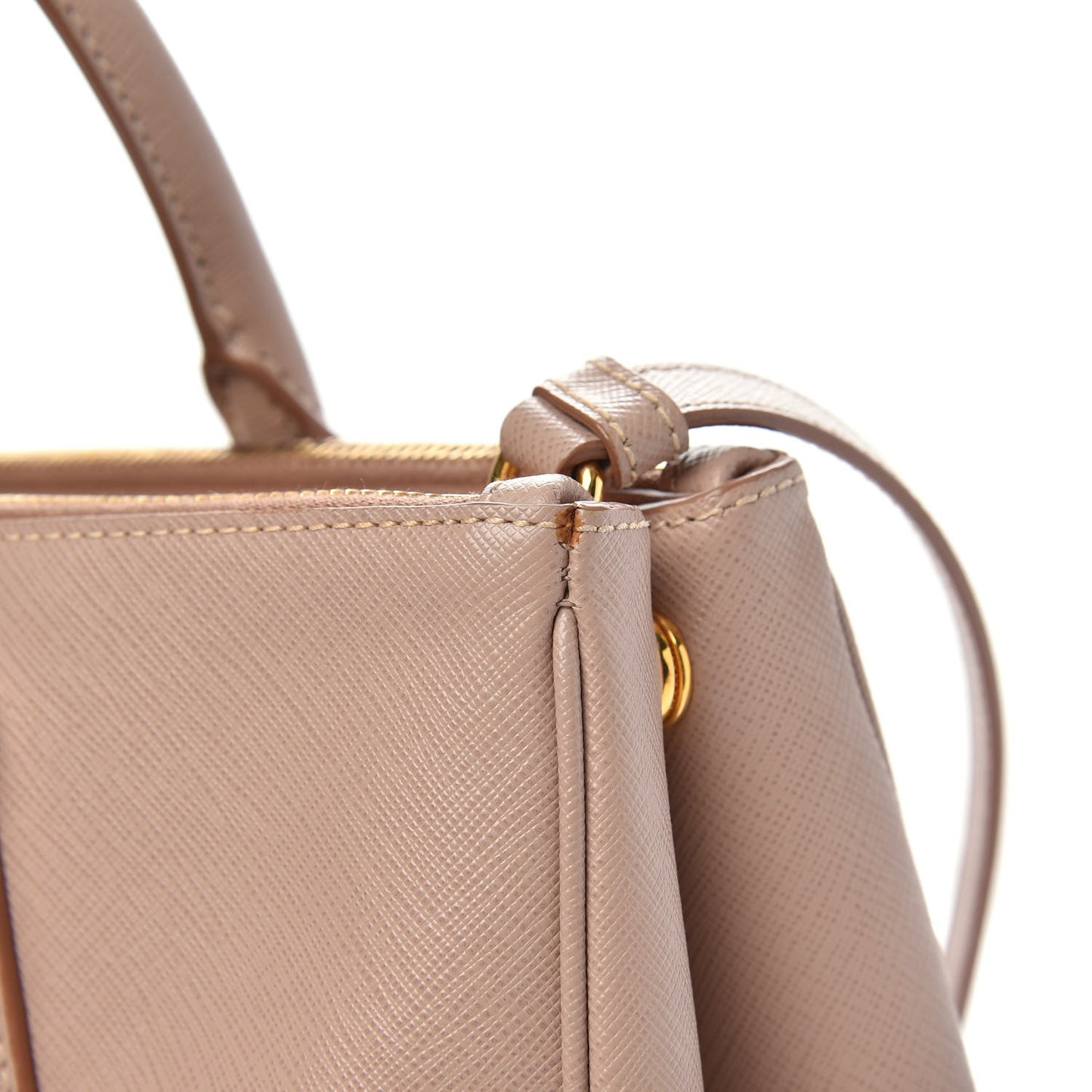 Saffiano Medium Galleria Double Zip Tote Cammeo
