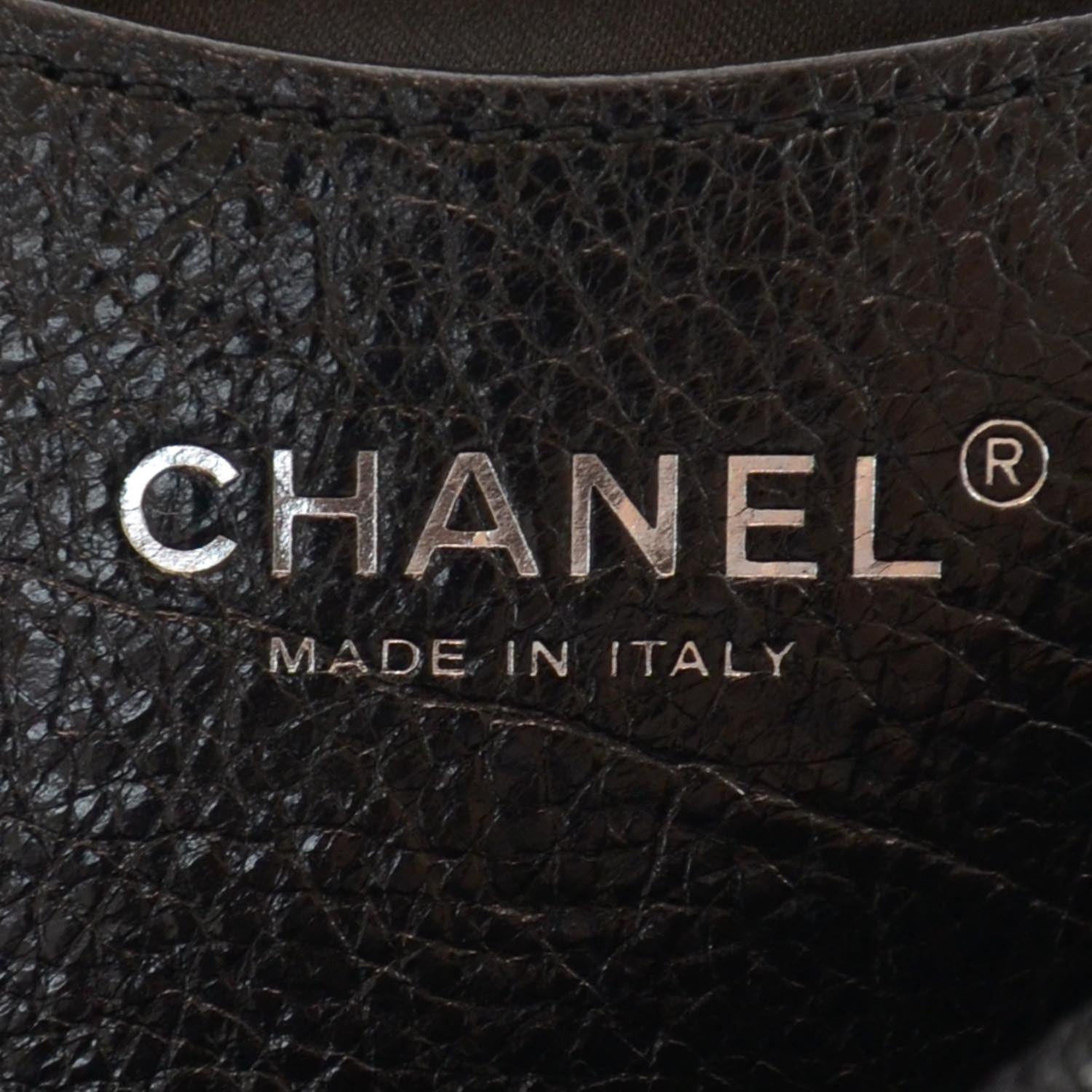 Chanel Leather On The Road XL Flap Black 6 of 9